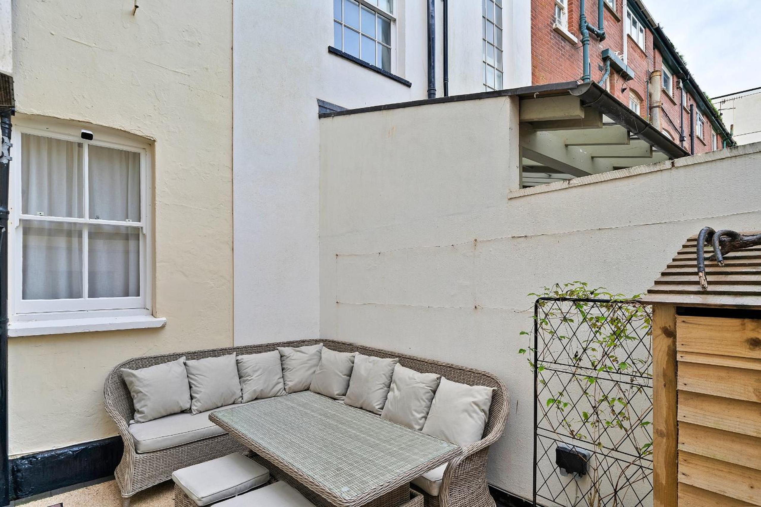 Finest Retreats - Sussex House view 5