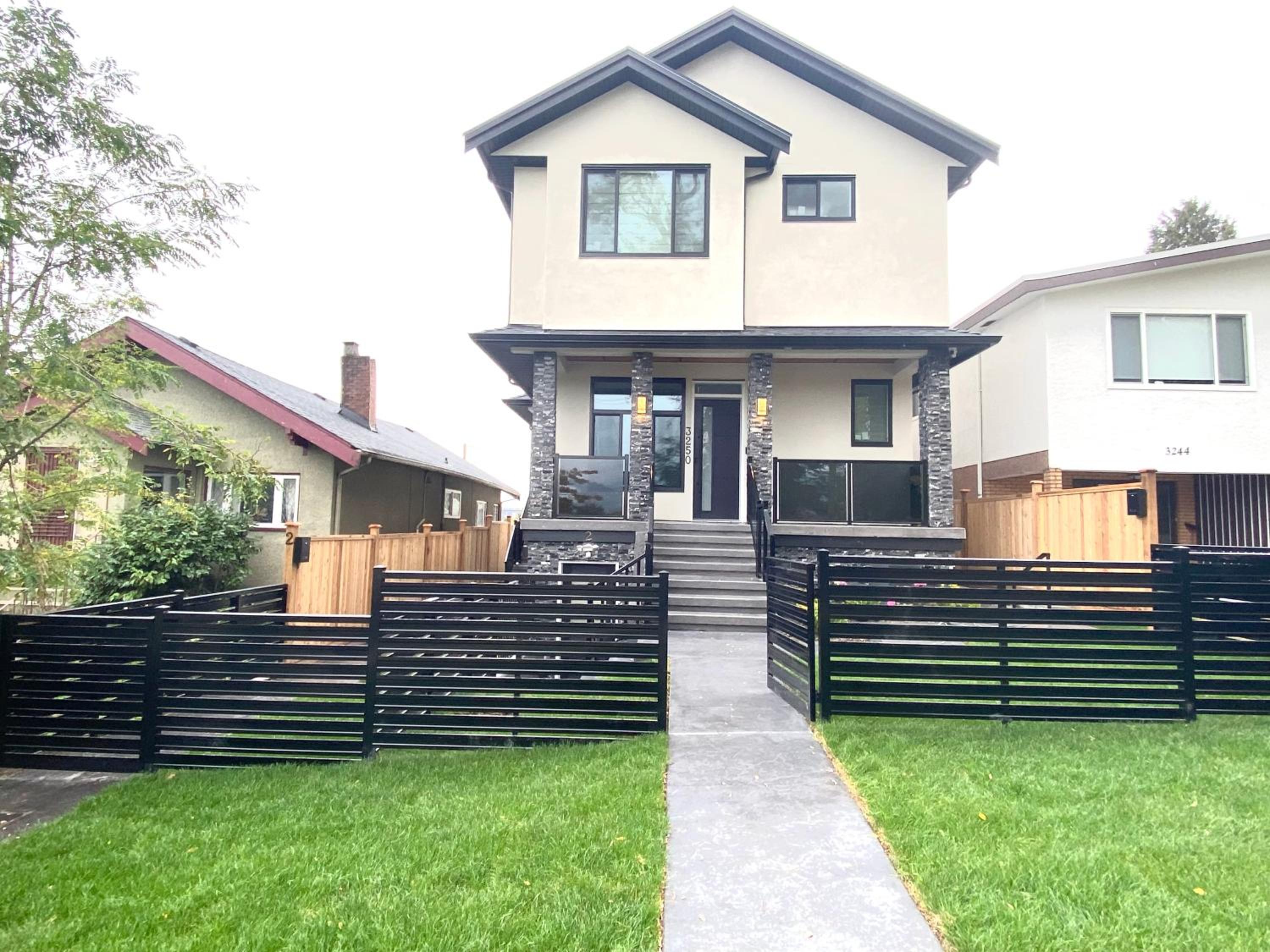 Modern and New house near PNE with Big Garden and Free Parking