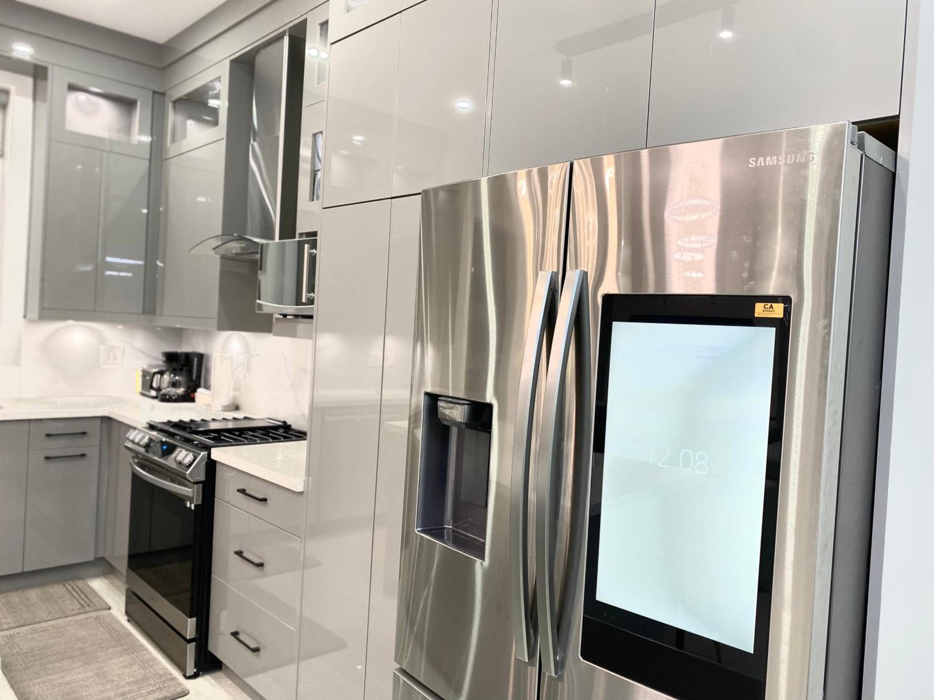Modern and New house near PNE with Big Garden and Free Parking