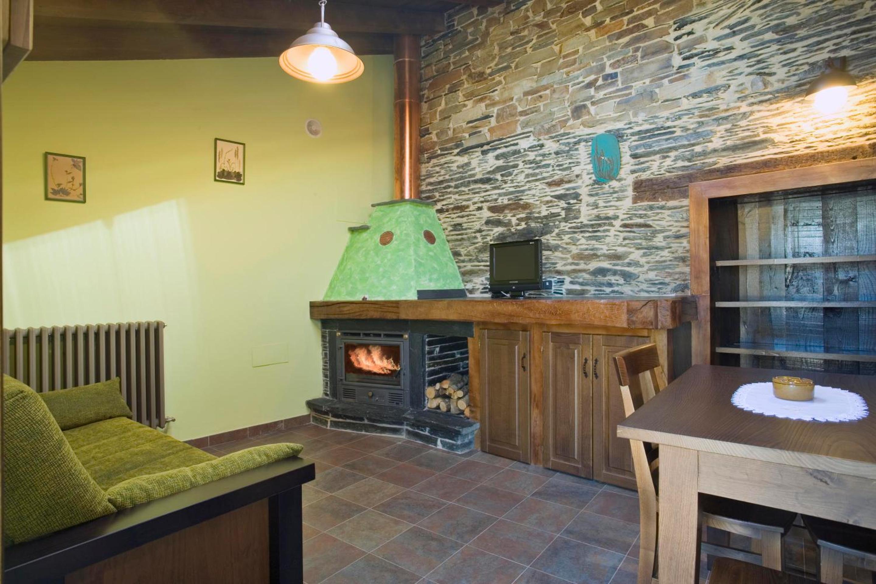 Balcón de Oscos, Apartamentos Rurales en la Asturias más auténtica