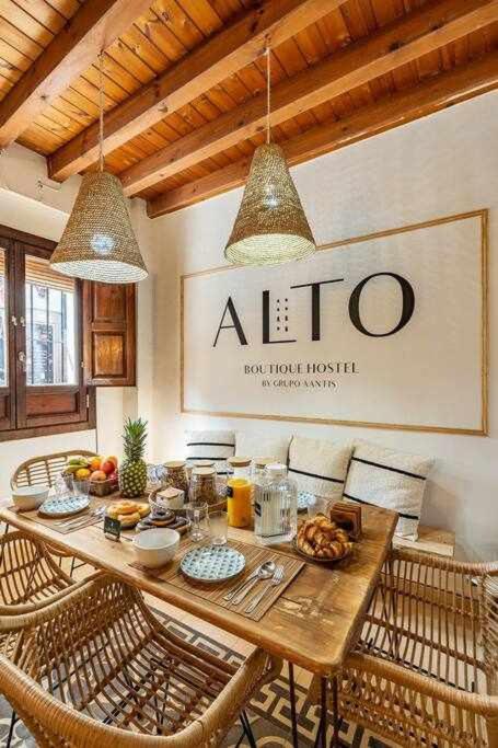Alto house edificio completo