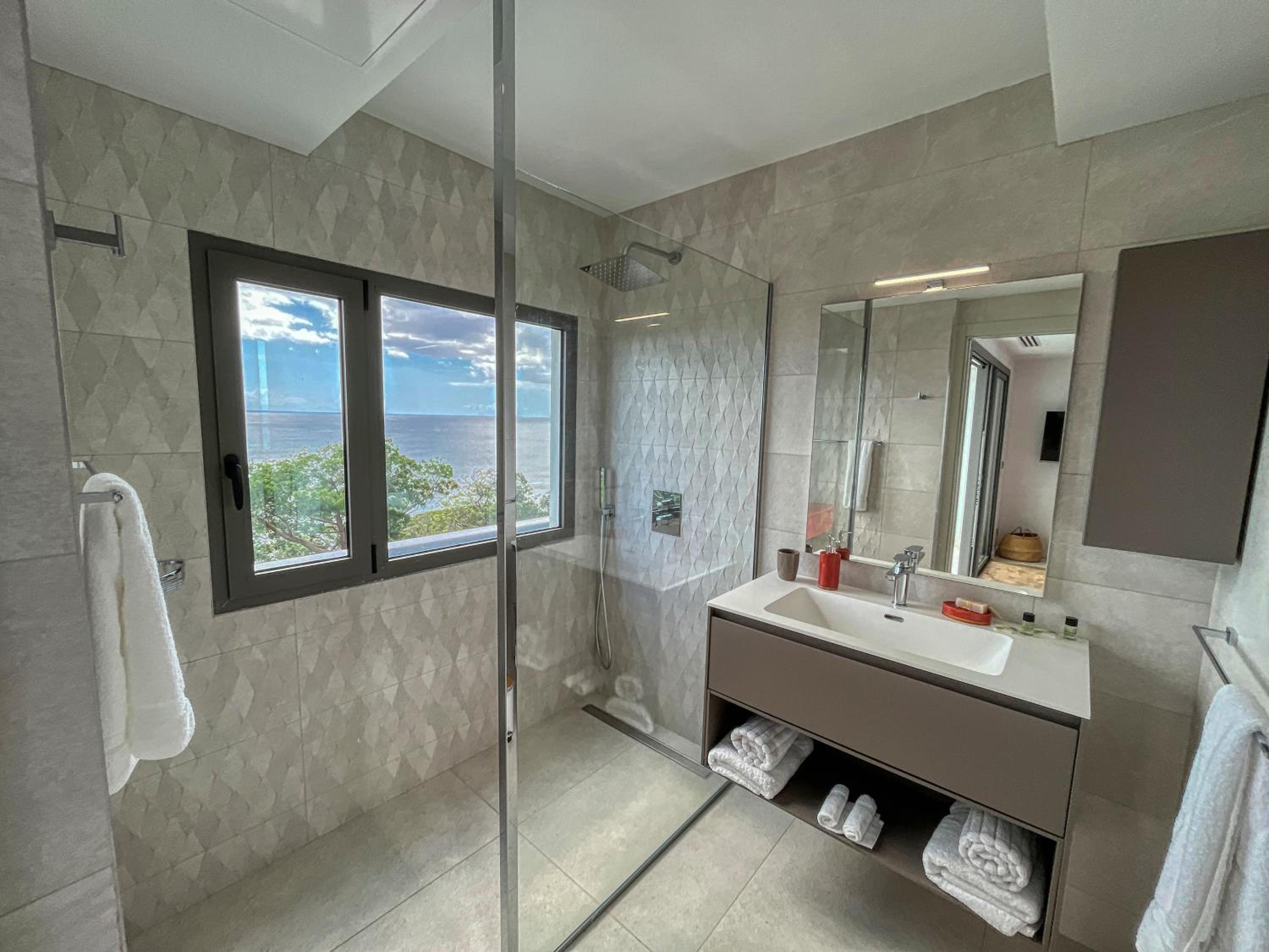Villa GOMMIER ROUGE, Astérias, vue sur mer panoramique view 5