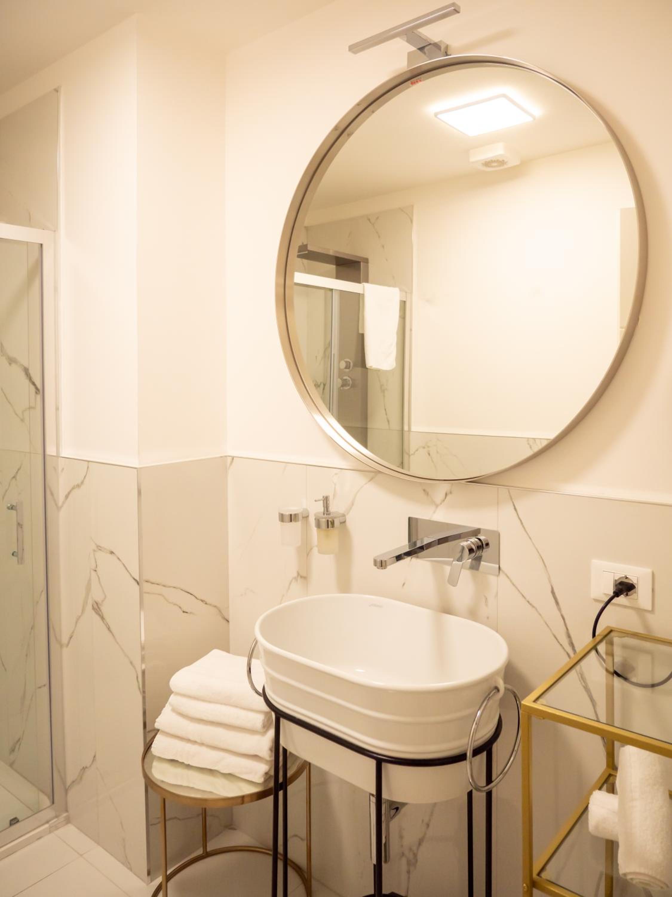 Alto Apartment