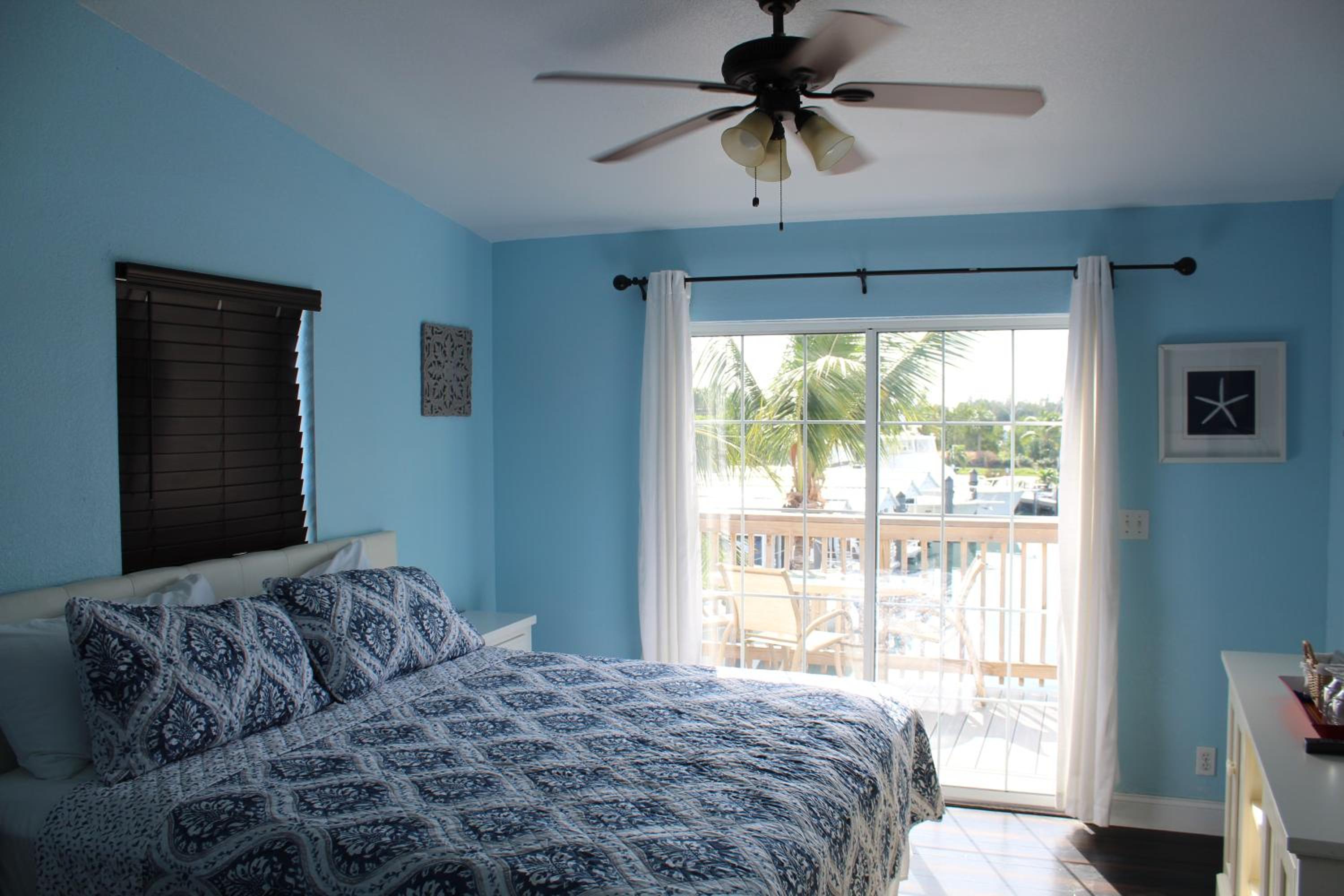 Tropical Cottages