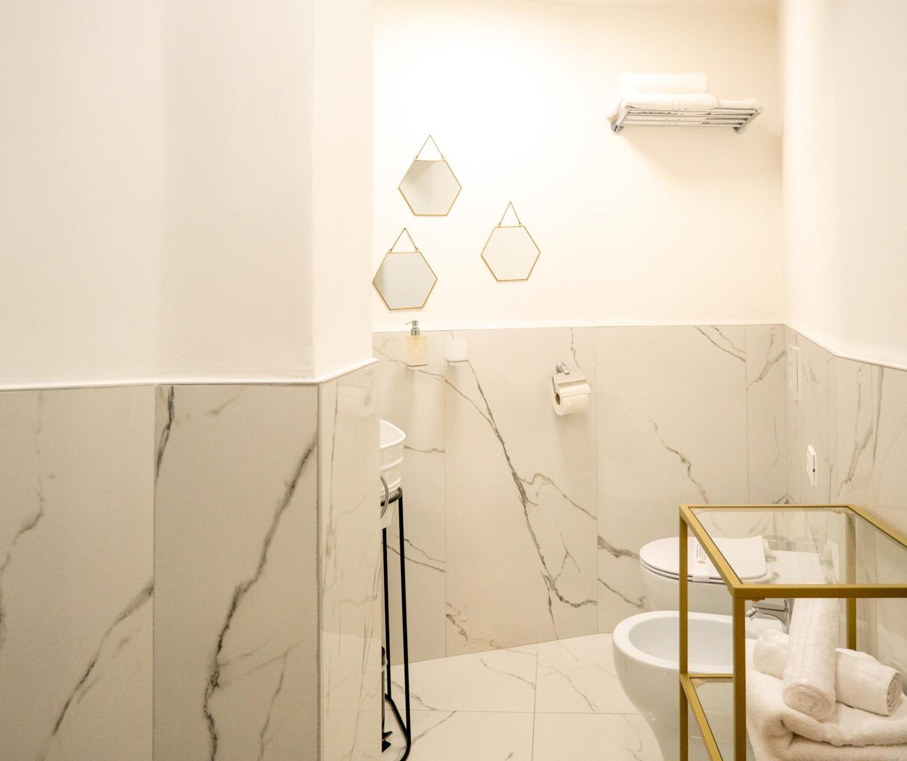 Alto Apartment