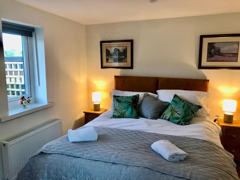 Arniss Lodge