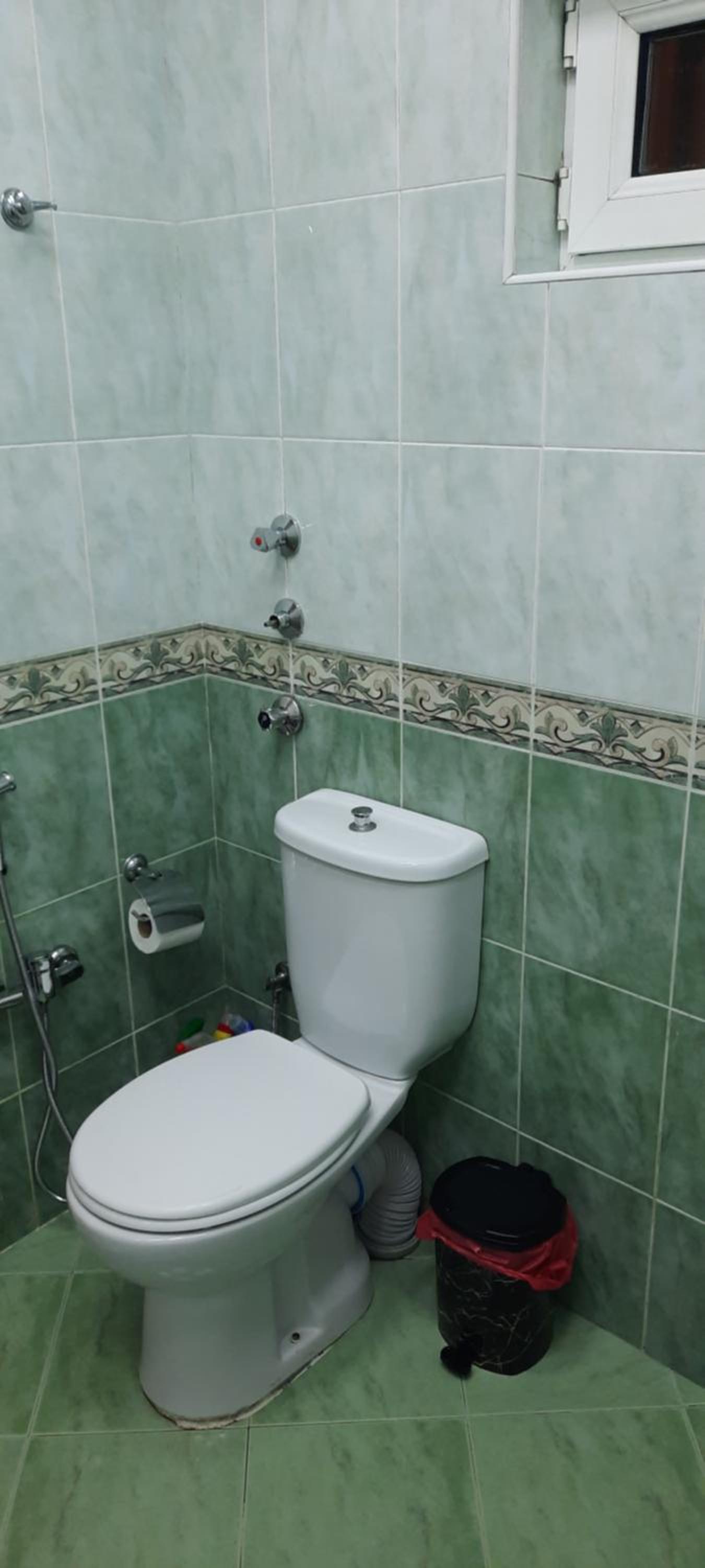Spacious Apartment in Center, near Nizami st, Fountain Square and Sahil Metro Station