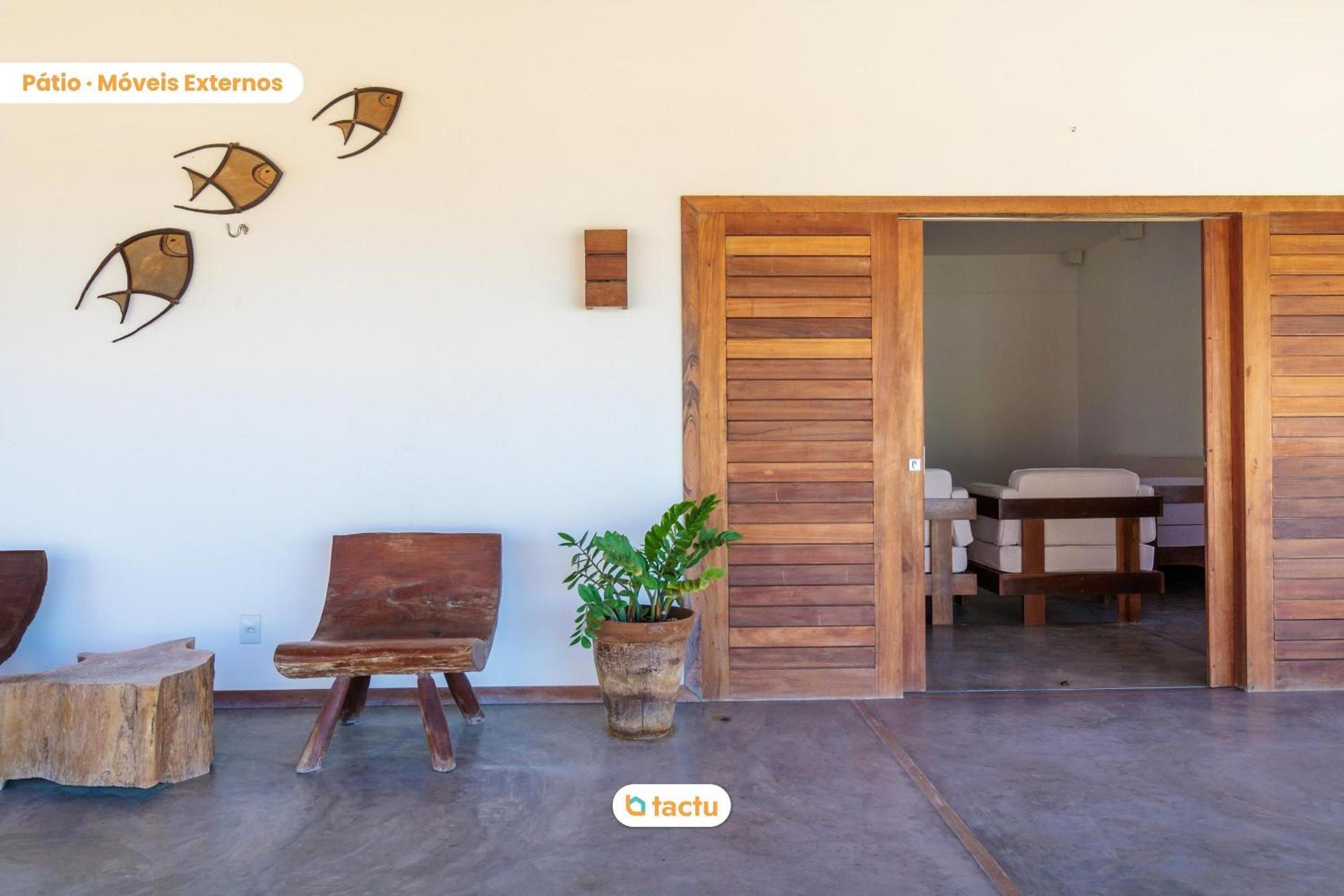 Beach House in Pontal do Maceió by Tactu