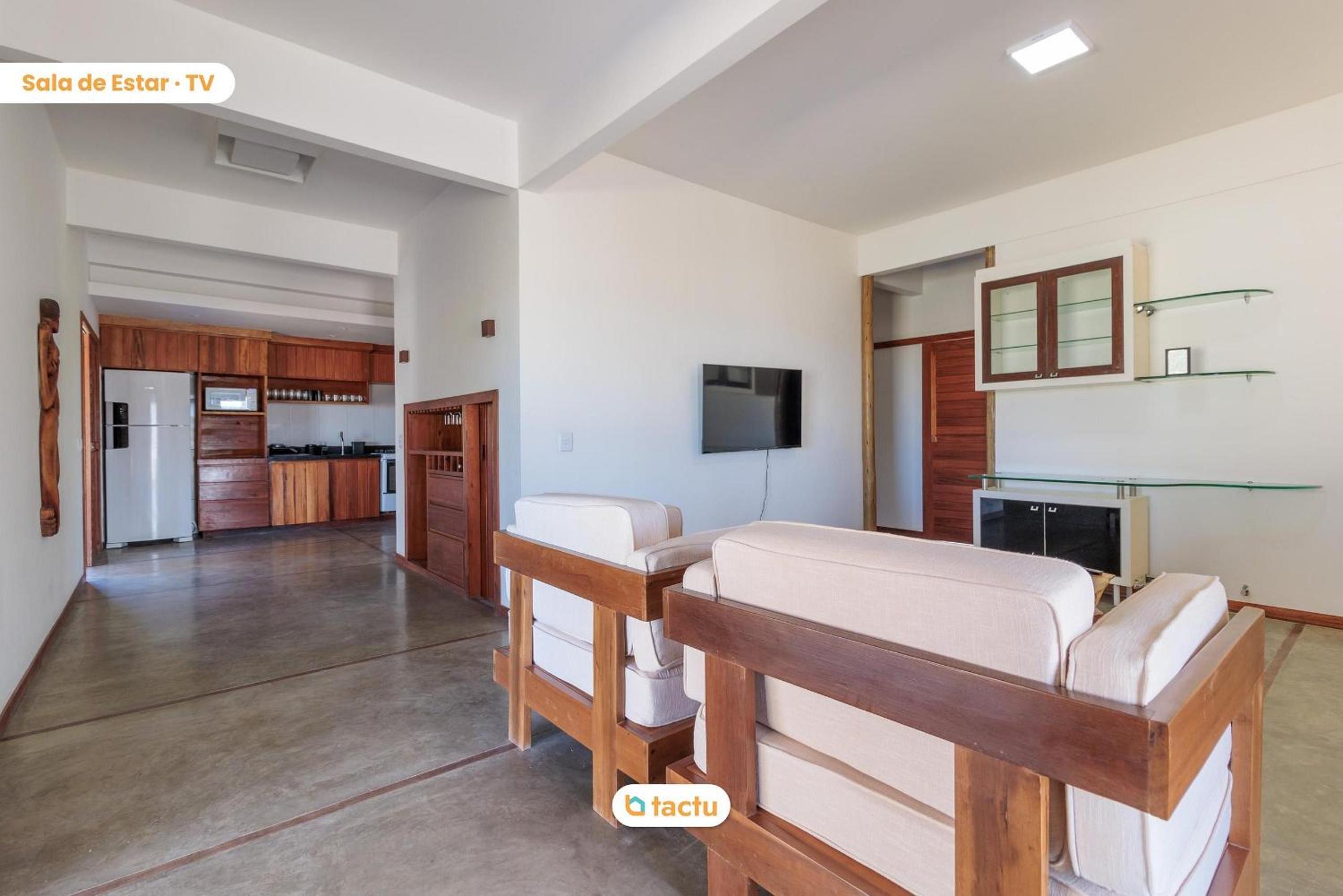 Beach House in Pontal do Maceió by Tactu
