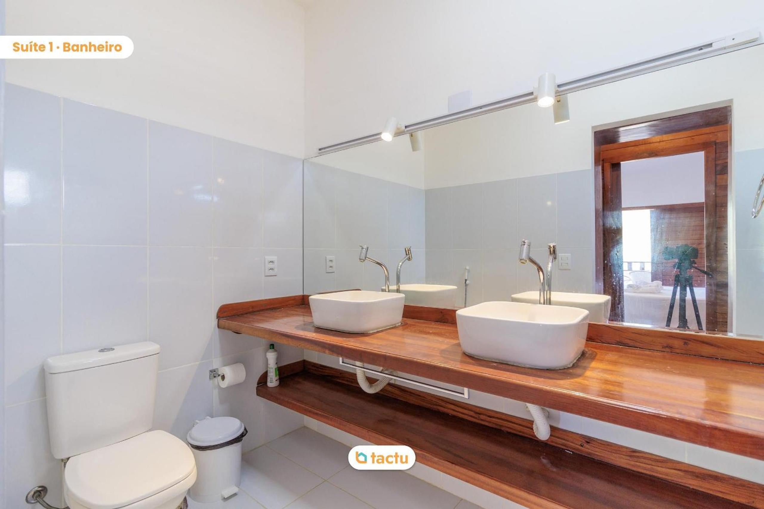 Beach House in Pontal do Maceió by Tactu
