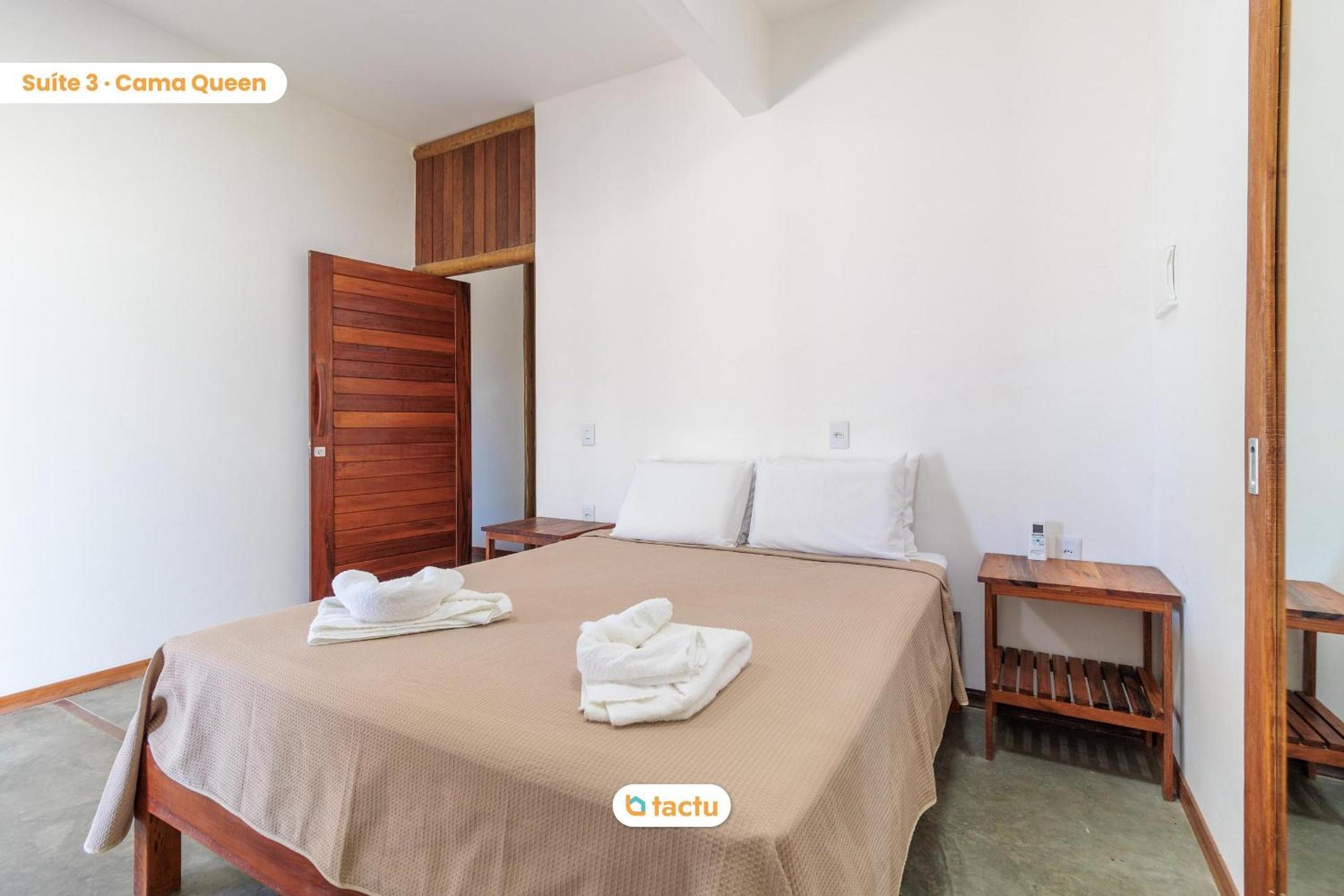 Beach House in Pontal do Maceió by Tactu