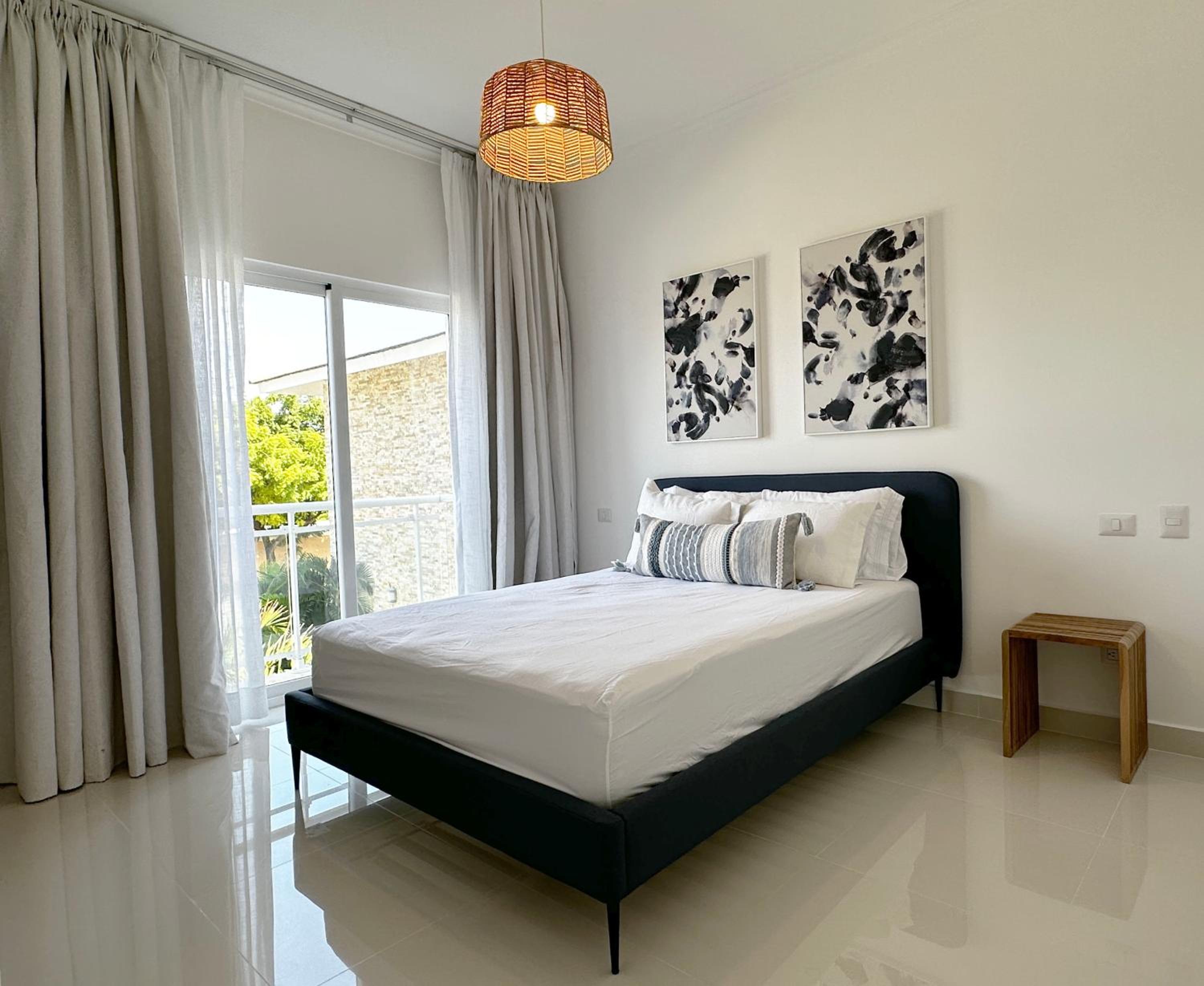 Golf & LakeView Condo Near Beach view 4