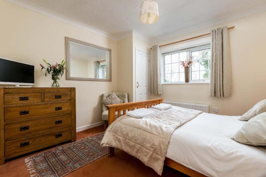 New Forest Cottages