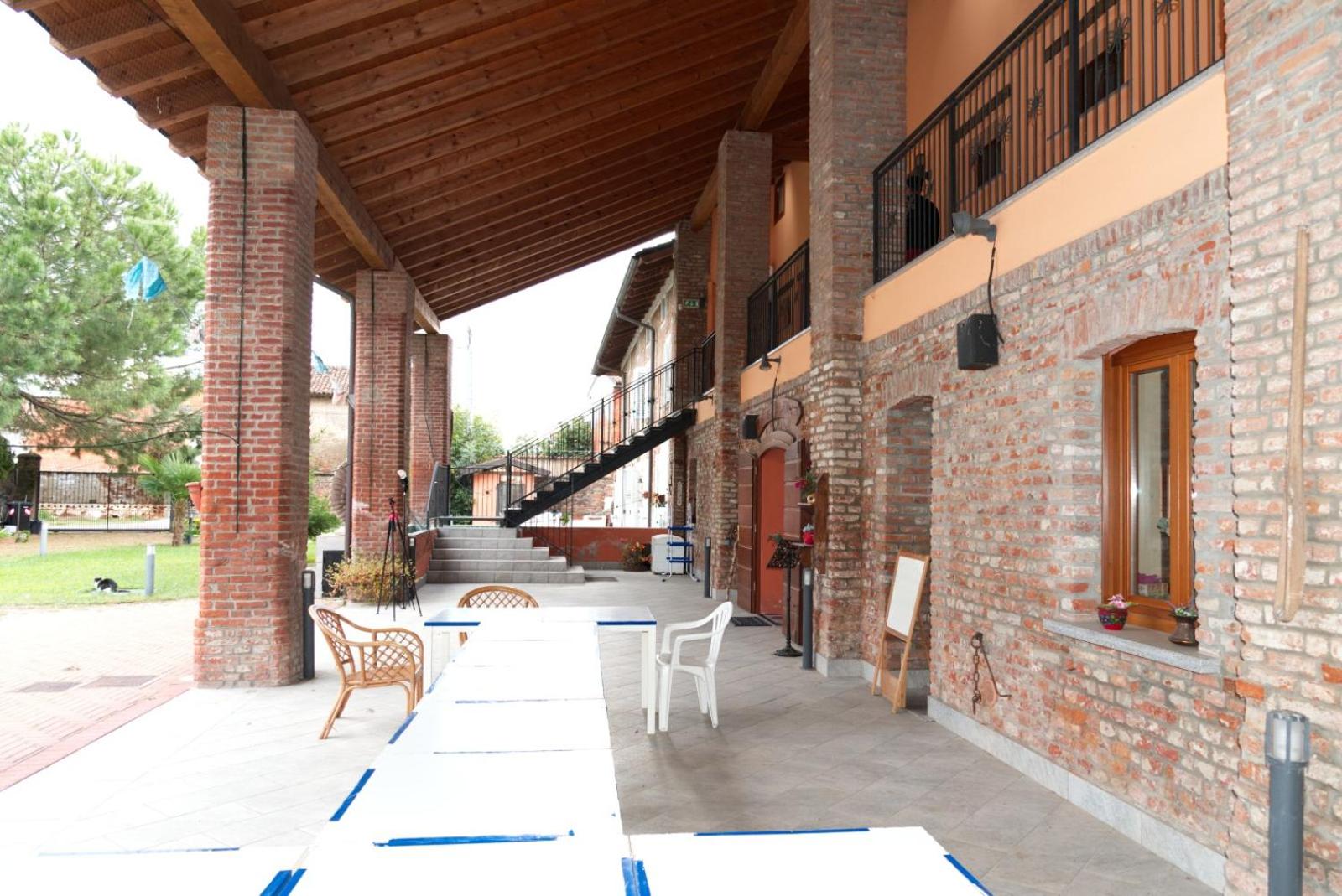 Cascina Amrit CAV view 2