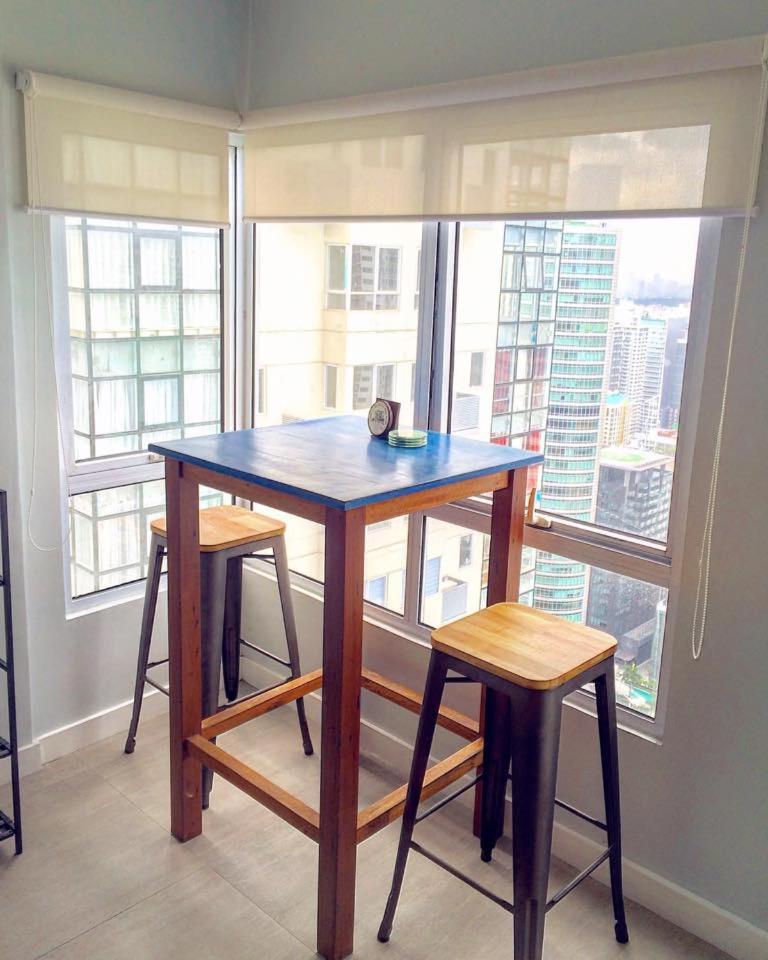 One bedroom budget condo in BGC view 2