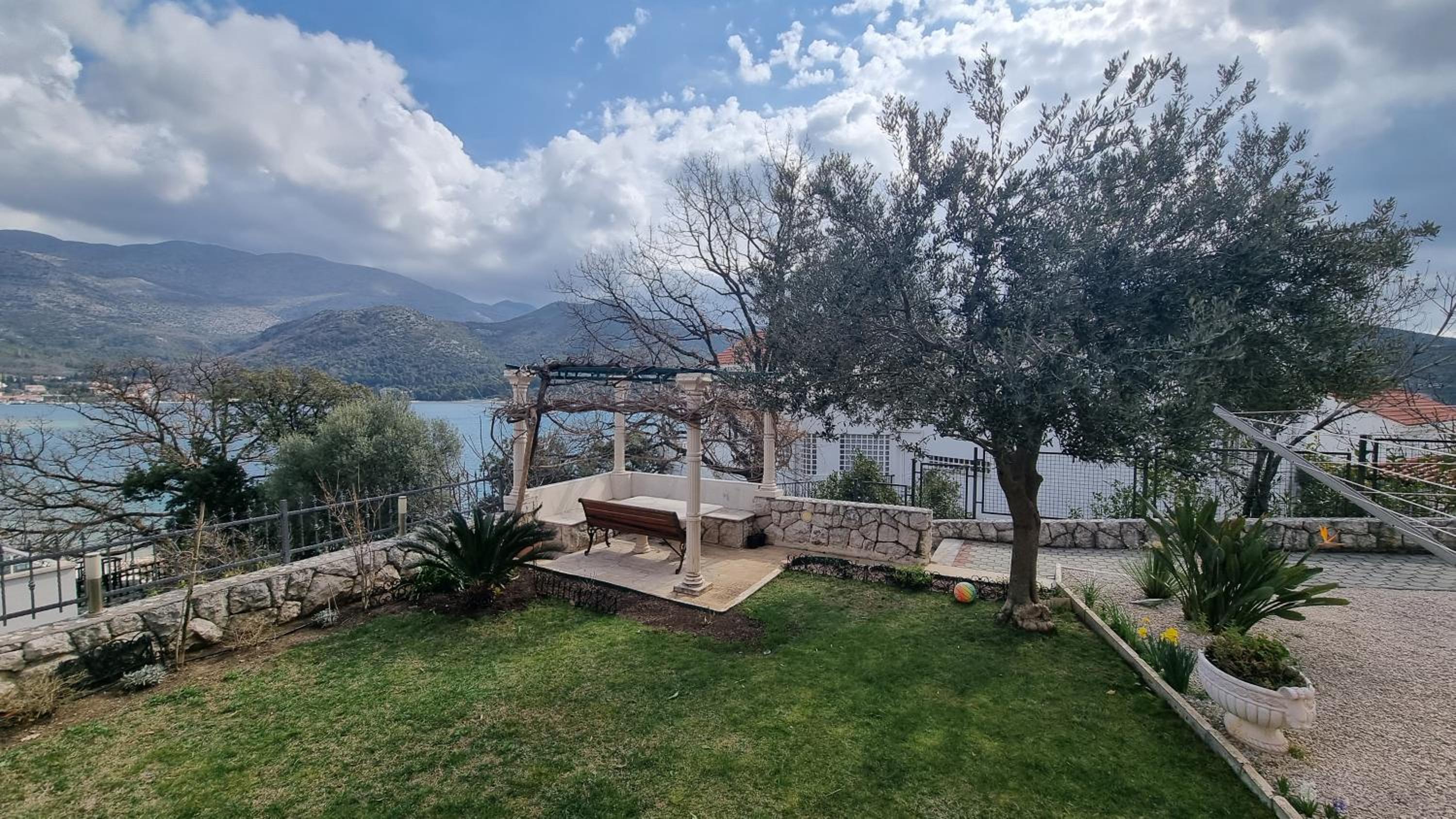 Villa Lukic photo 4