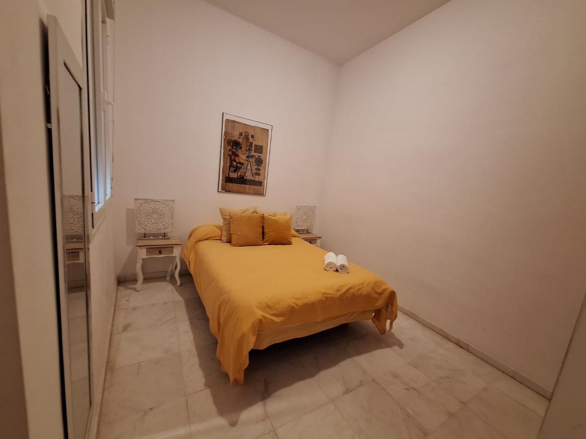 Budget and lovely rooms Las Setas view 2