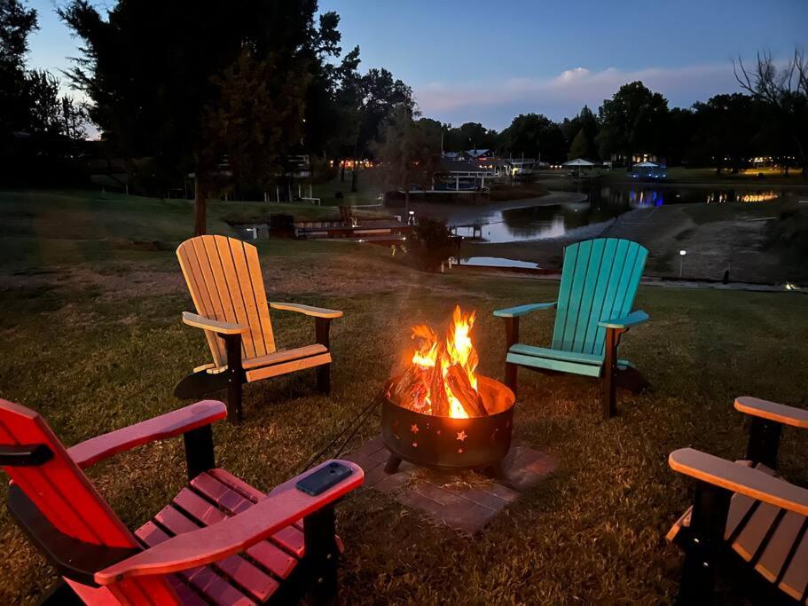 Scenic Cove, a lakehouse rental on Cedar Creek Lake view 3