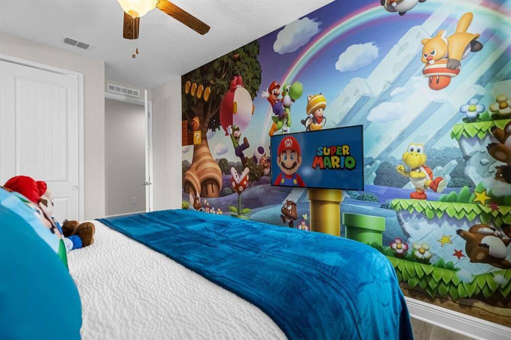9 Ensuite bedrooms Pool/Spa/Theater