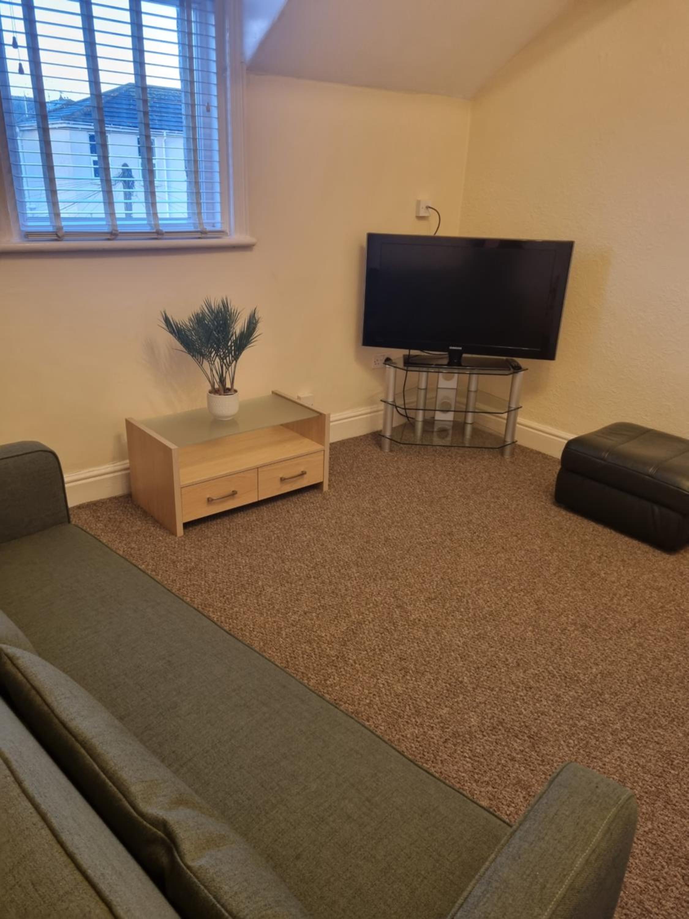 Lexham Apartments