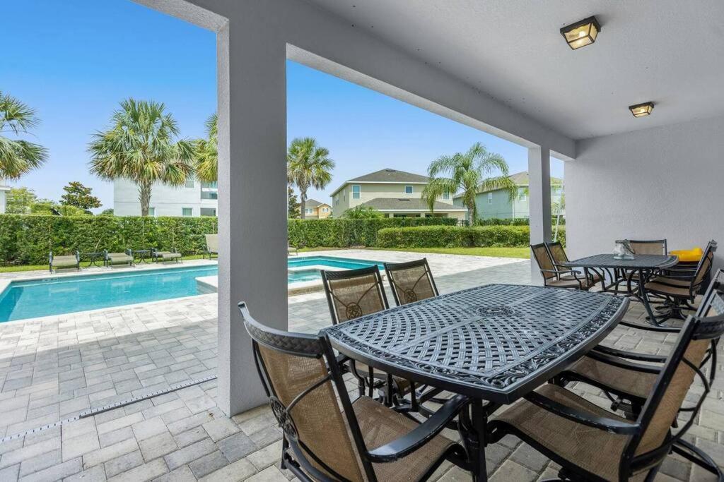 310 Falls Dr