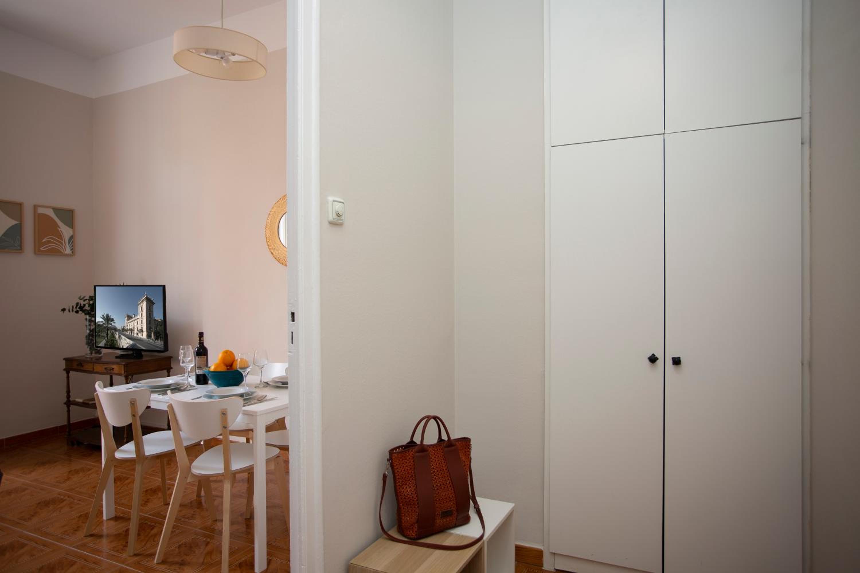 SingularStays SEU VII