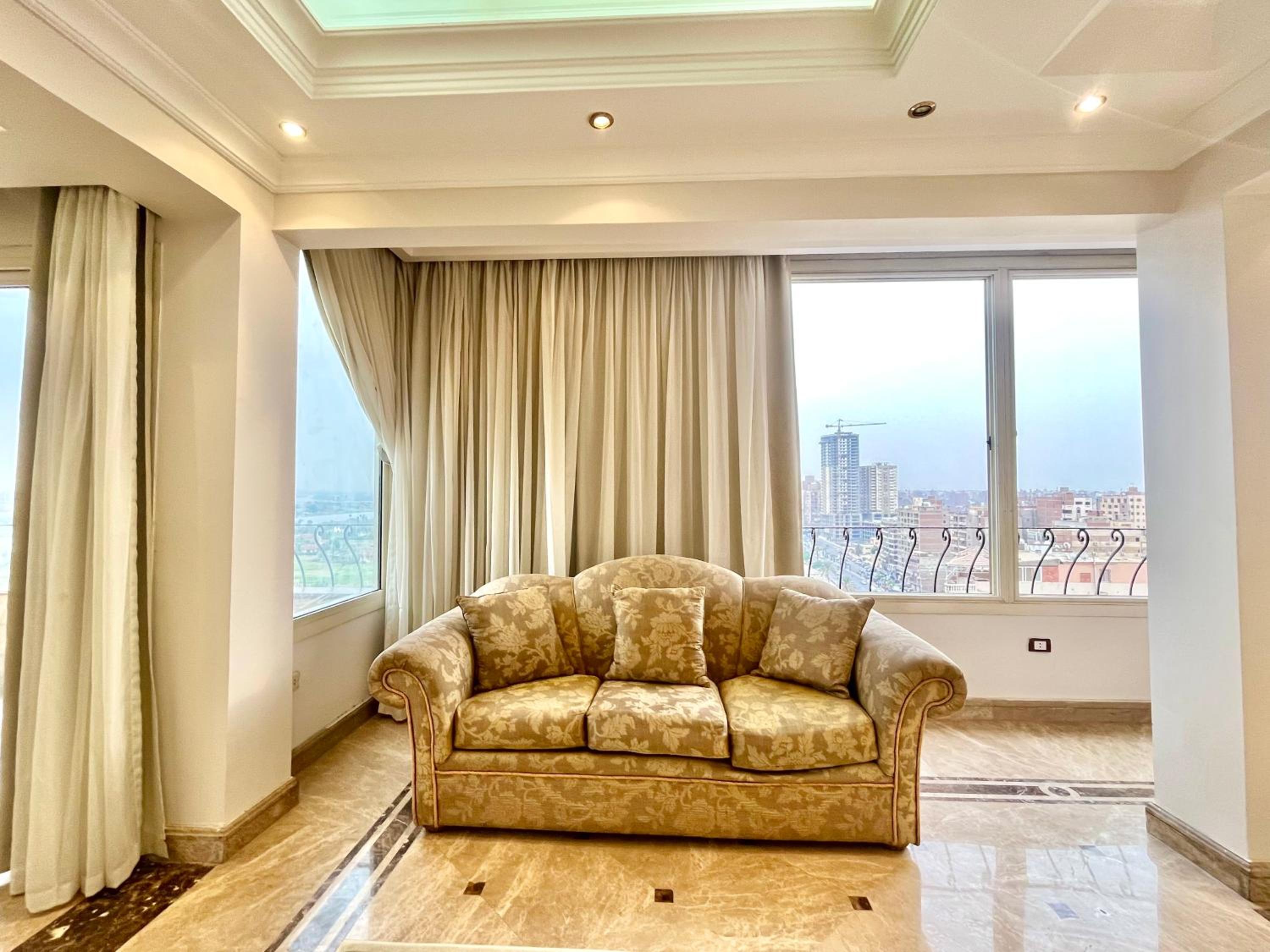 Royal Suite By The Nile