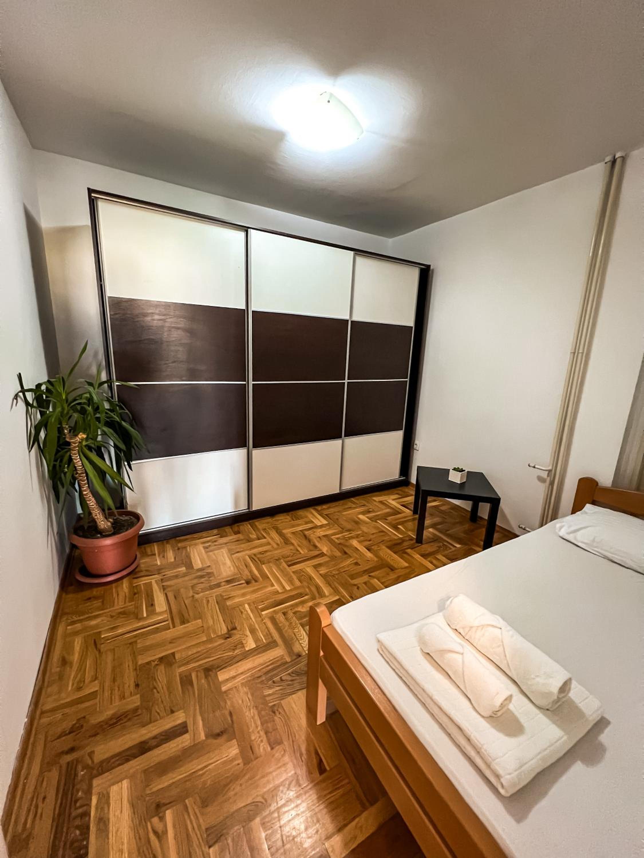 Centre Luxury Apartment view 2