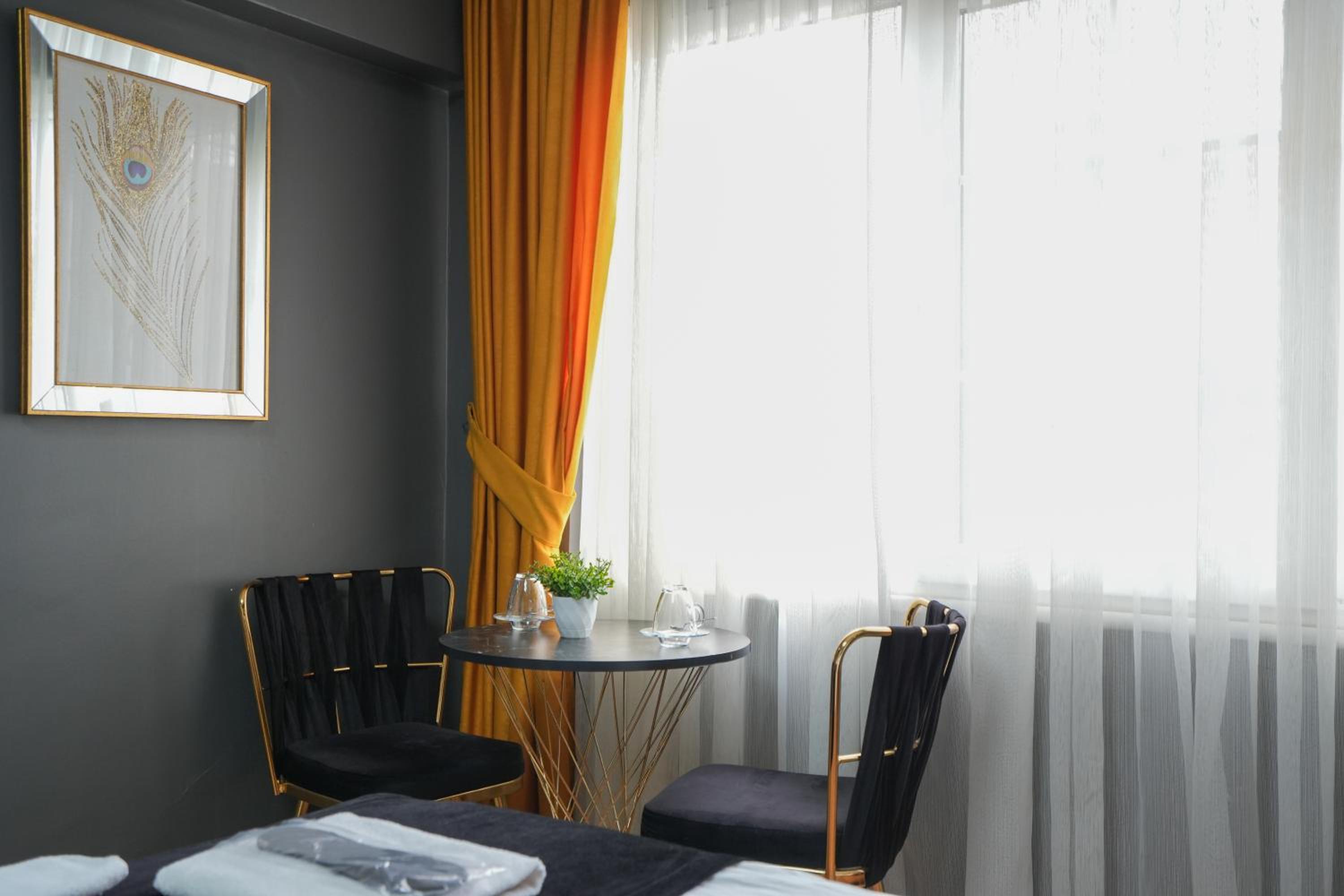 Lukka Suit Otel - Image 36