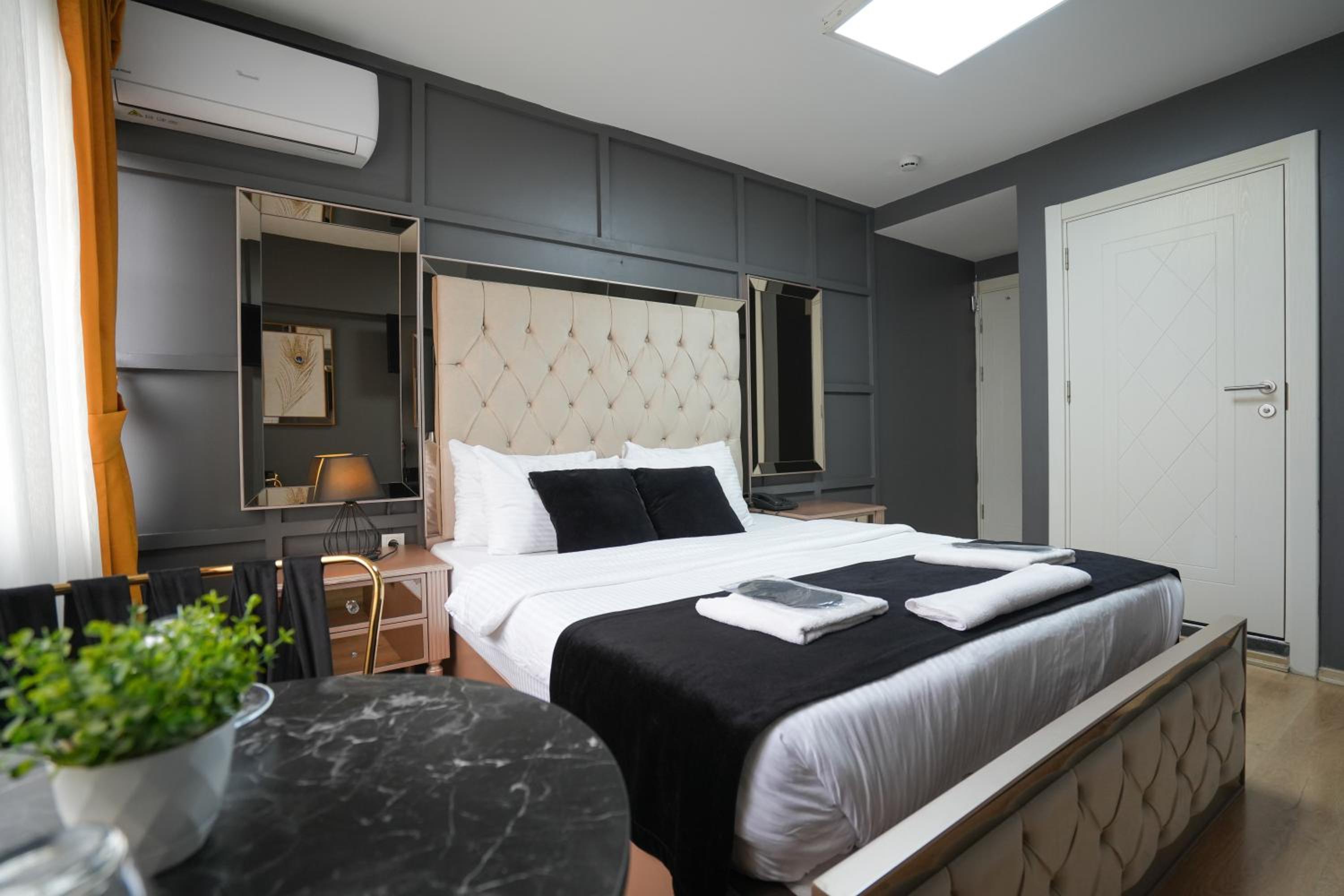 Lukka Suit Otel - Image 38