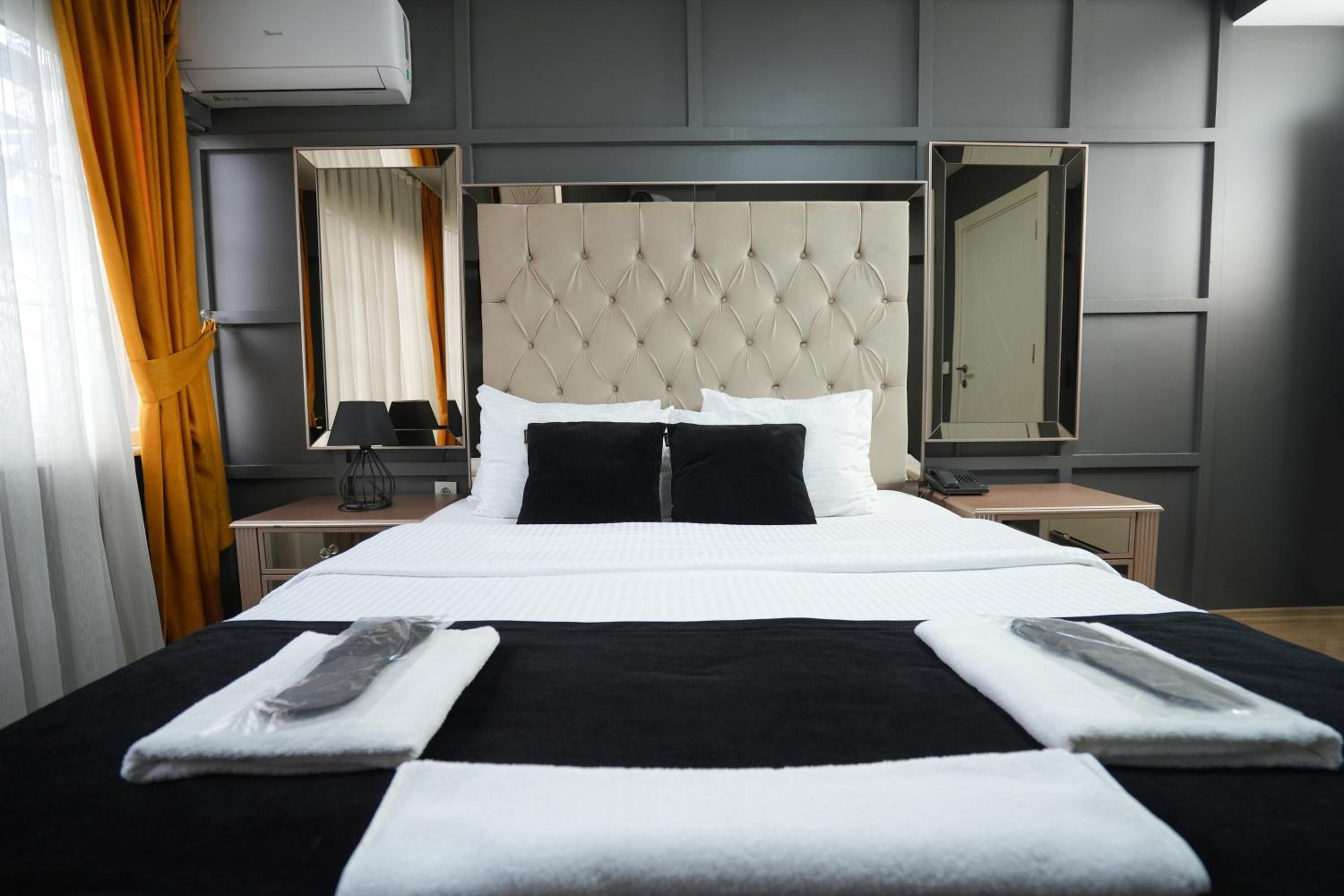 Lukka Suit Otel - Image 43