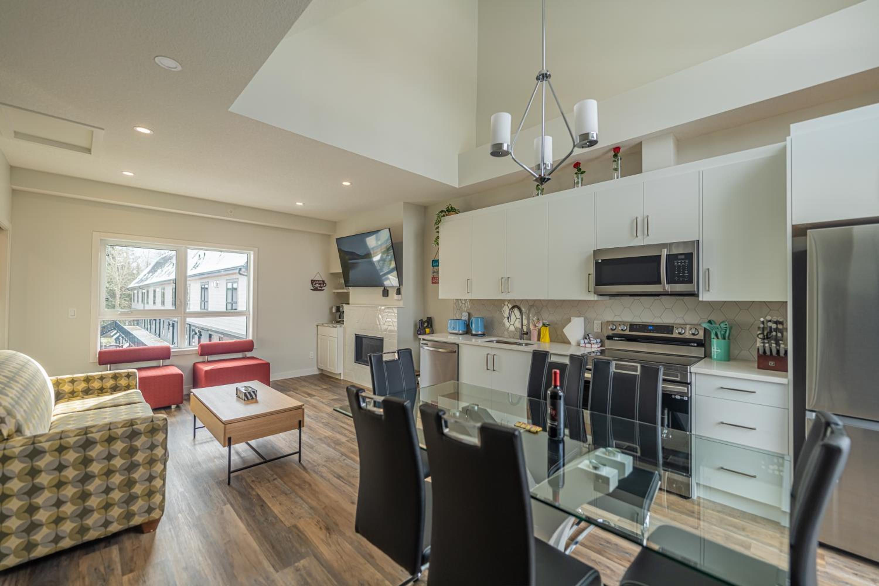 Skyline Escape - Mountain Views - Hot Tub - Pool-207