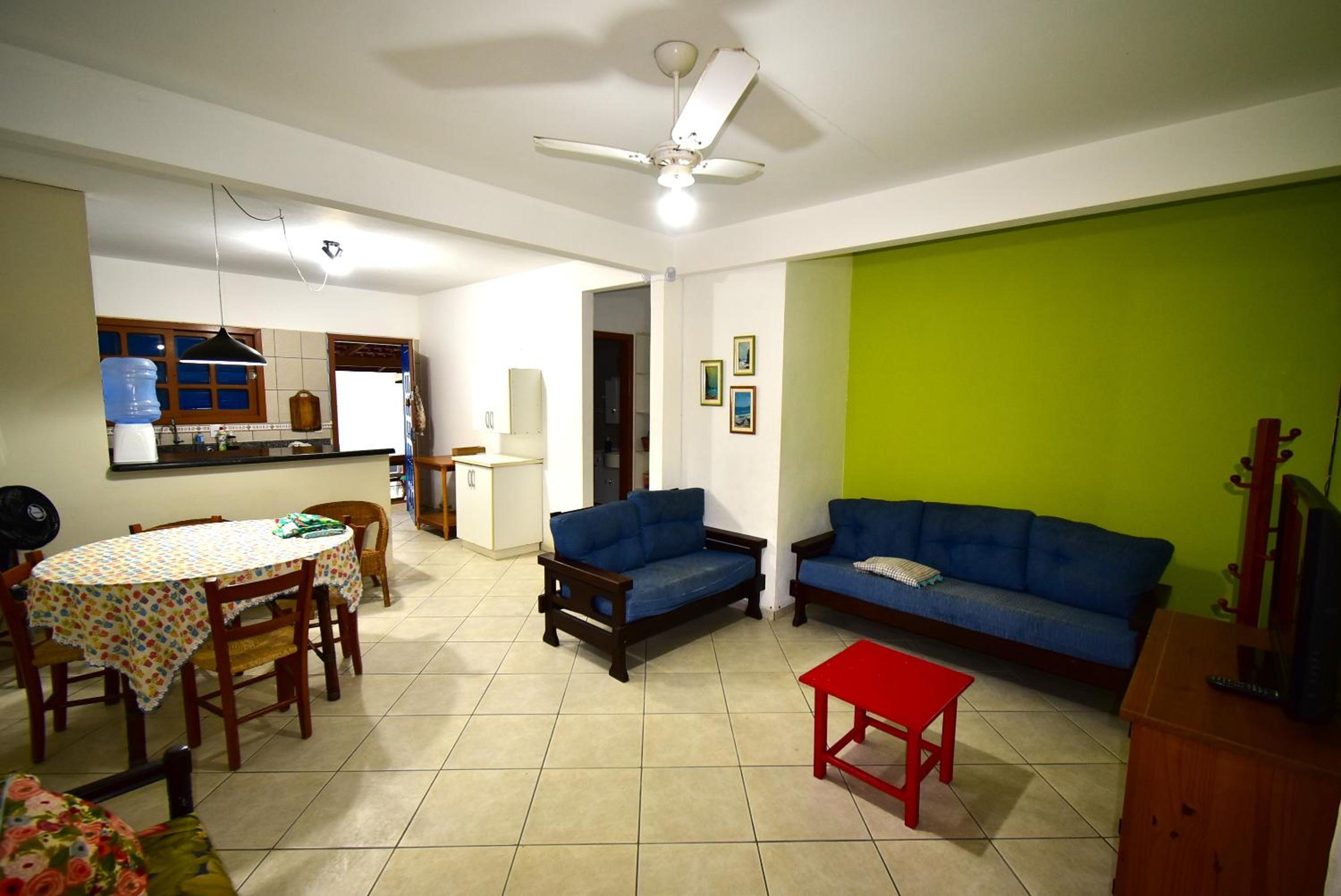 Casa Içara - 4 quartos - piscina