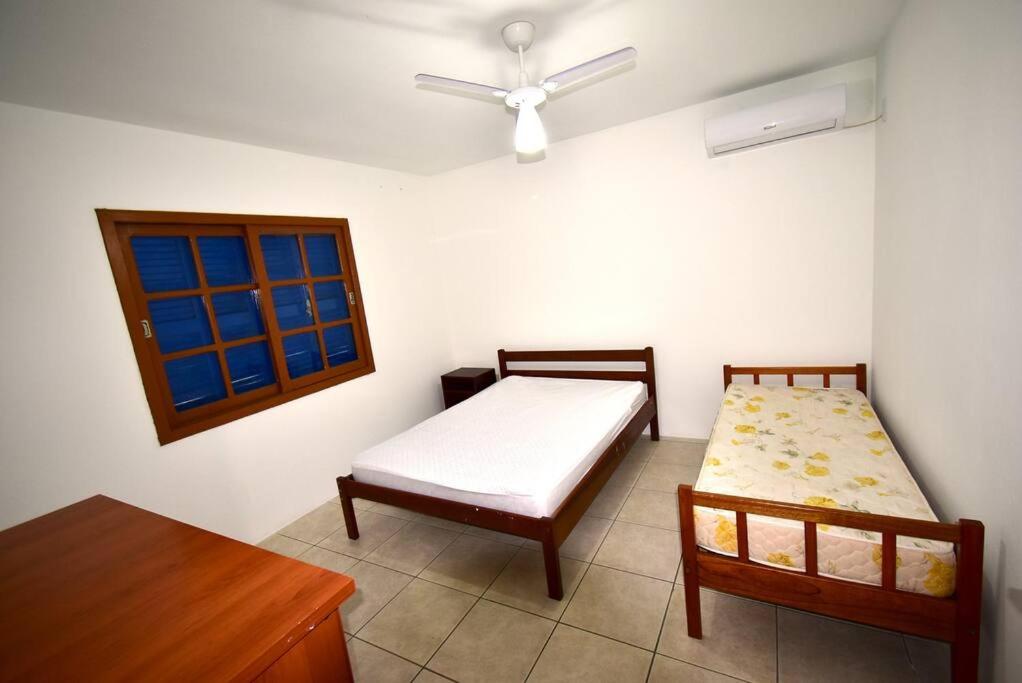 Casa Içara - 4 quartos - piscina