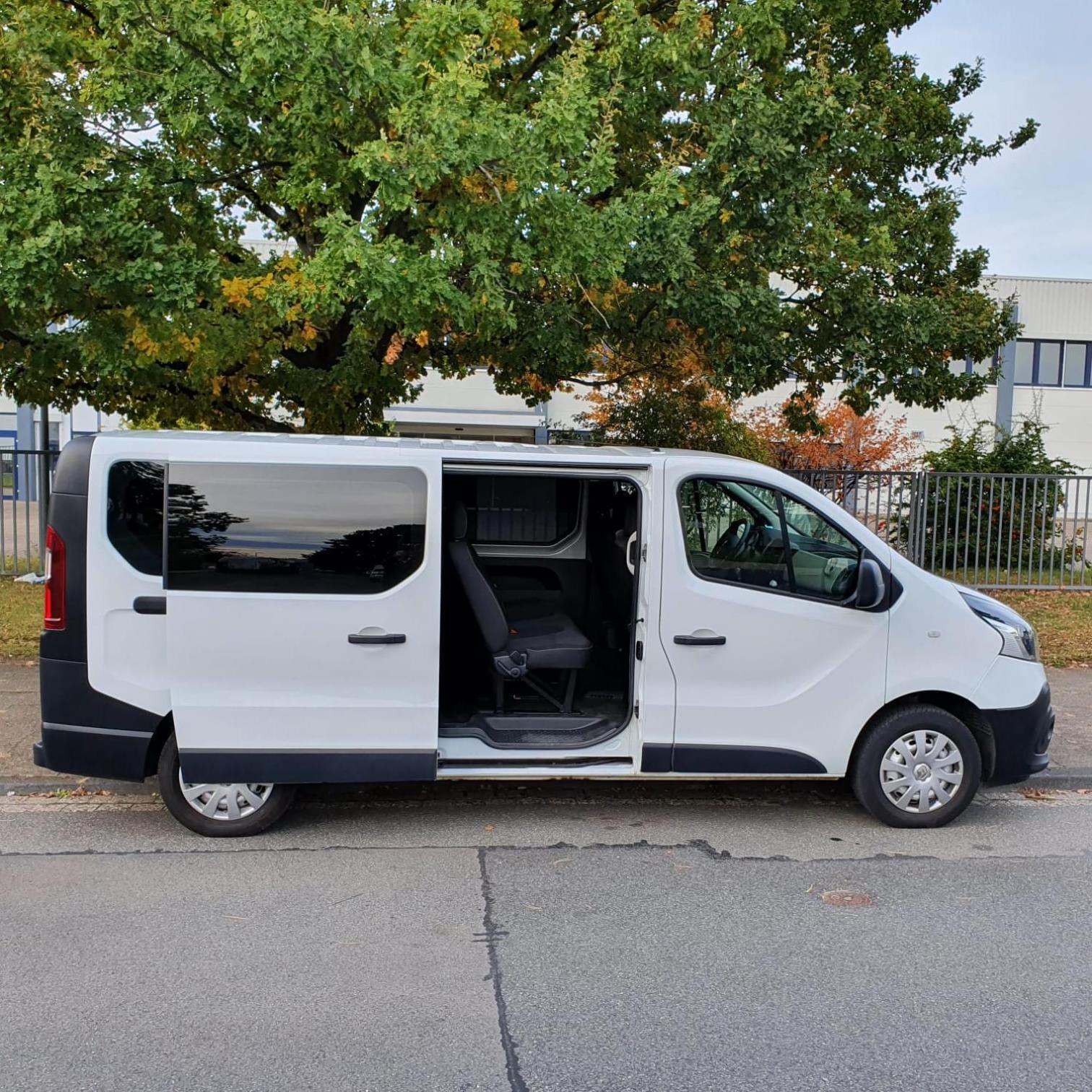 Halle, TOP -PREISE, große 79 qm SD FeWo, EG, wahlweise mit 1- 3 DZ, inklusiv TV Lounge, Küche, Bad WC Einfach und gut, Langzeitmieter VB Preise