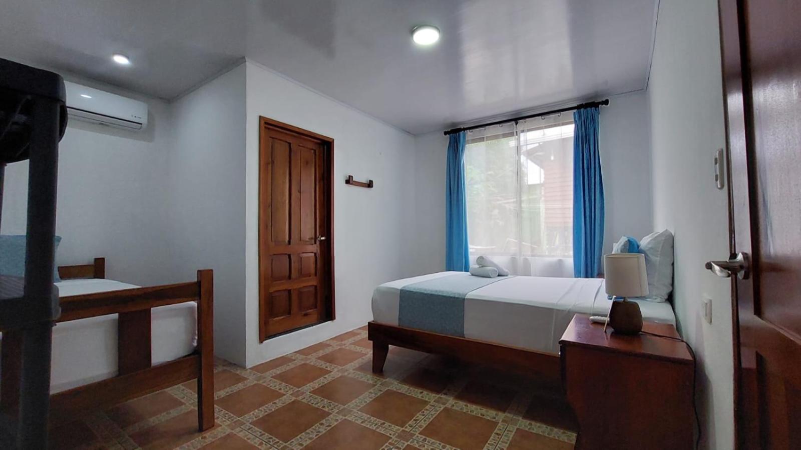 Hospedaje Casa THIREMA Tortuguero