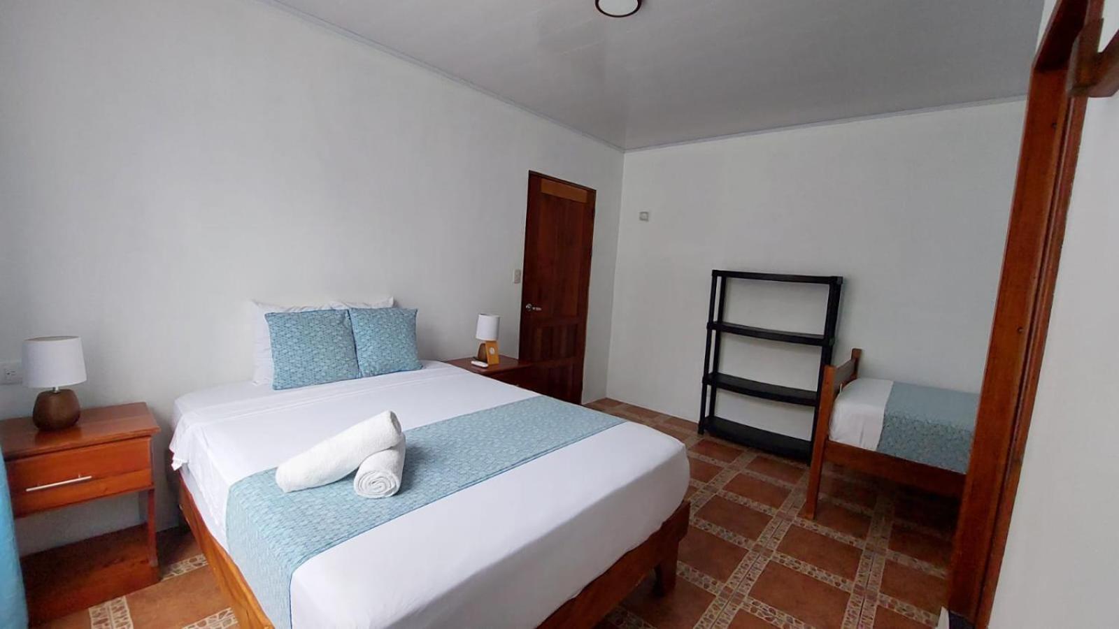 Hospedaje Casa THIREMA Tortuguero
