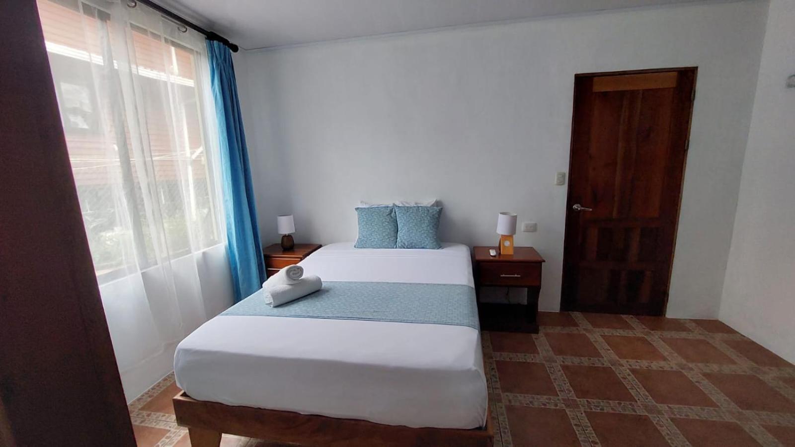 Hospedaje Casa THIREMA Tortuguero
