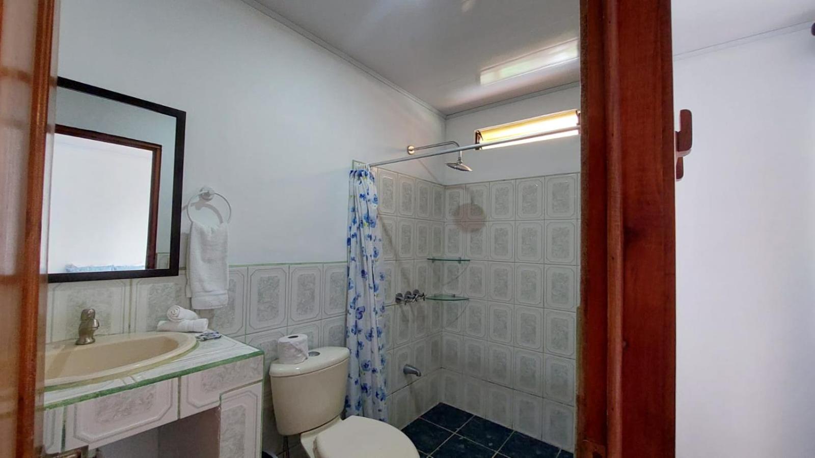Hospedaje Casa THIREMA Tortuguero