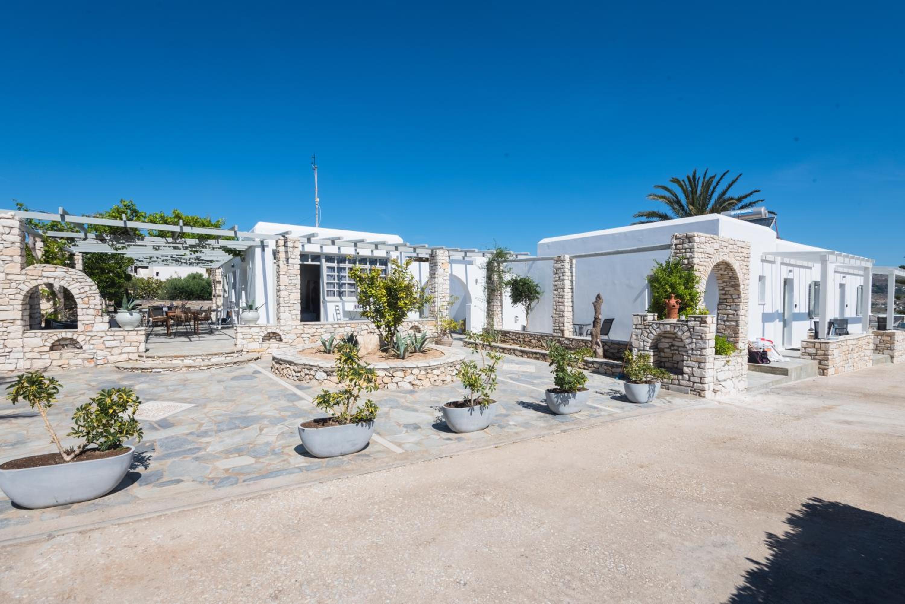 Navi A1 Brand new Studio in Naousa photo 2