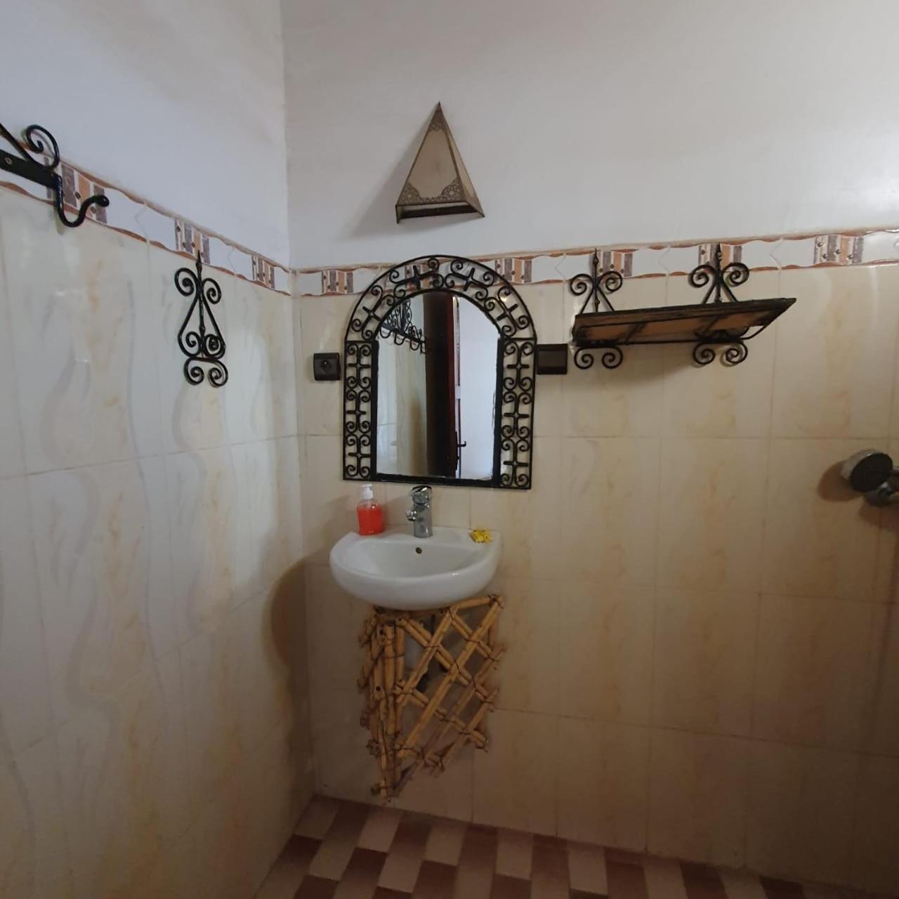 Riad Merzouga Heart view 3