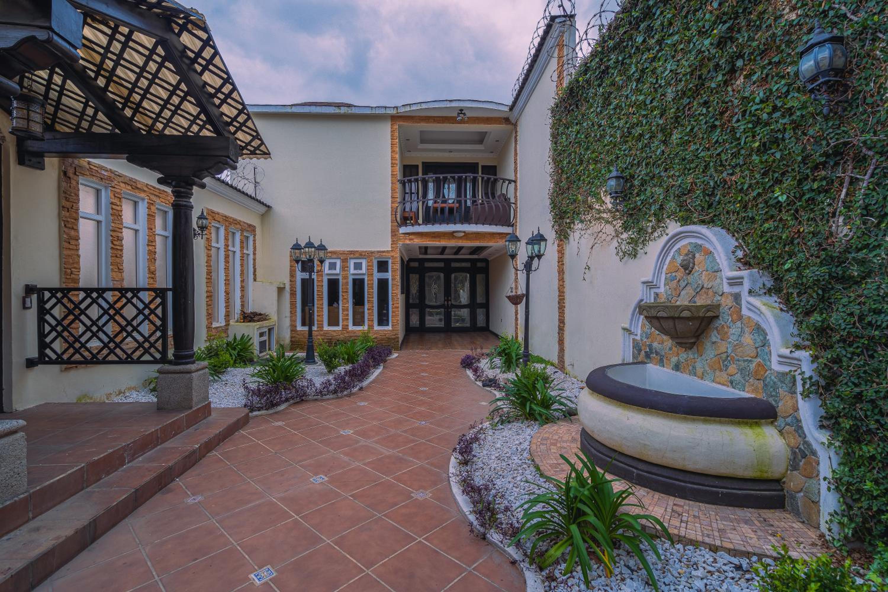 Amplia Casa Hogareña
