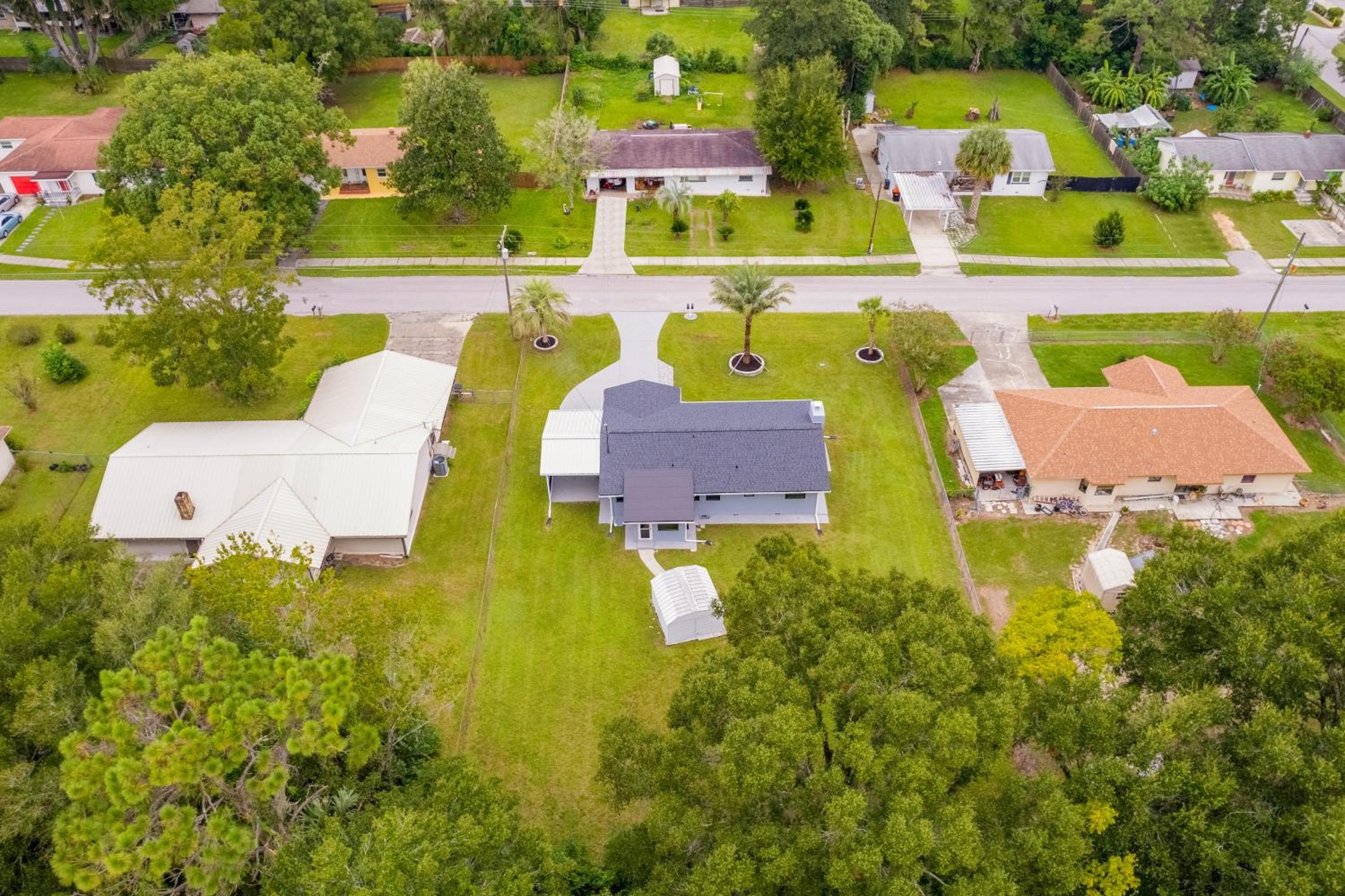 Dog-Friendly! Updated Cottage with Washer and Dryer