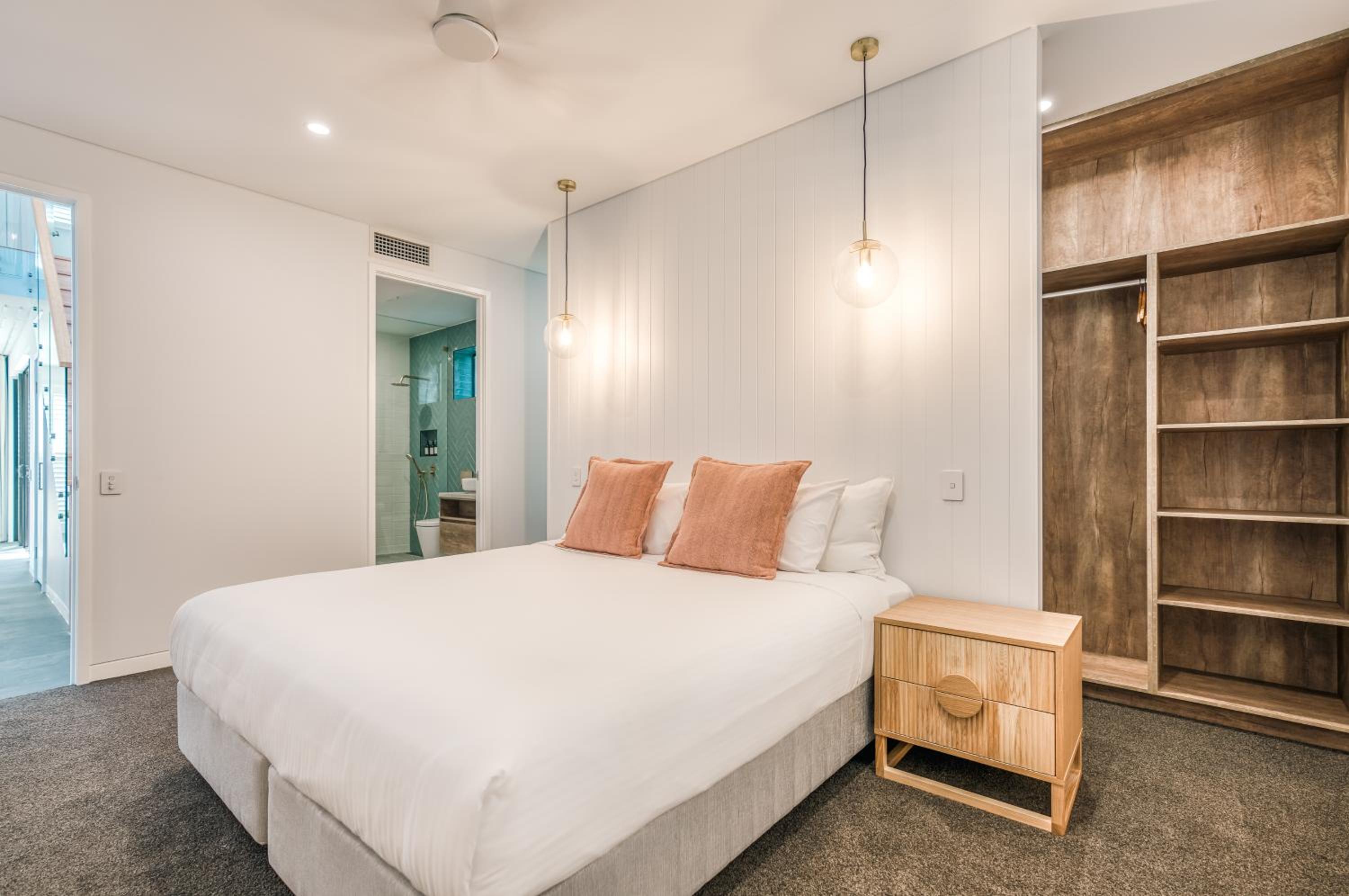 Essence Peregian Beach Resort - Lily 4 Bedroom Luxury Home with Private Pool