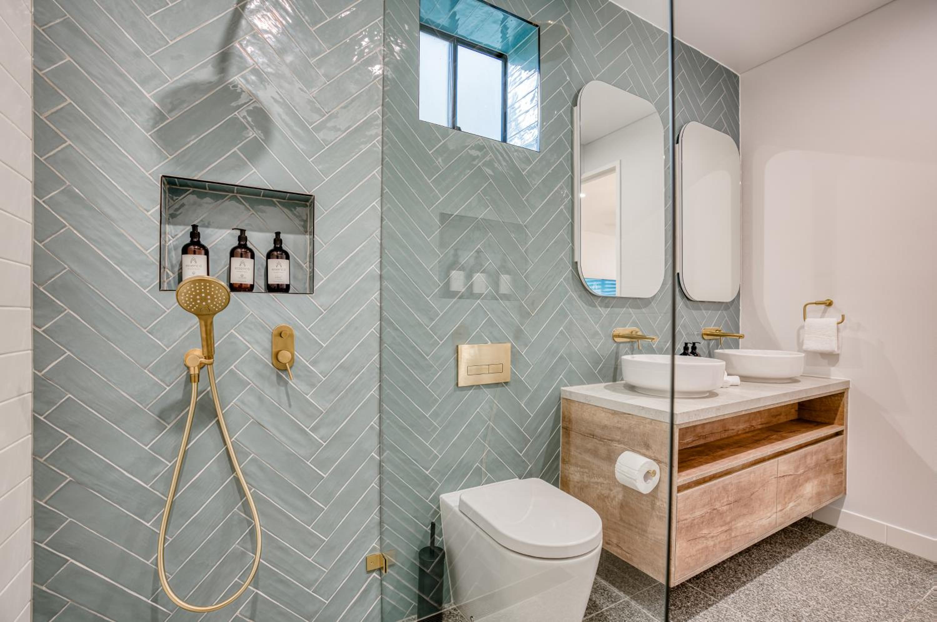 Essence Peregian Beach Resort - Lily 4 Bedroom Luxury Home with Private Pool
