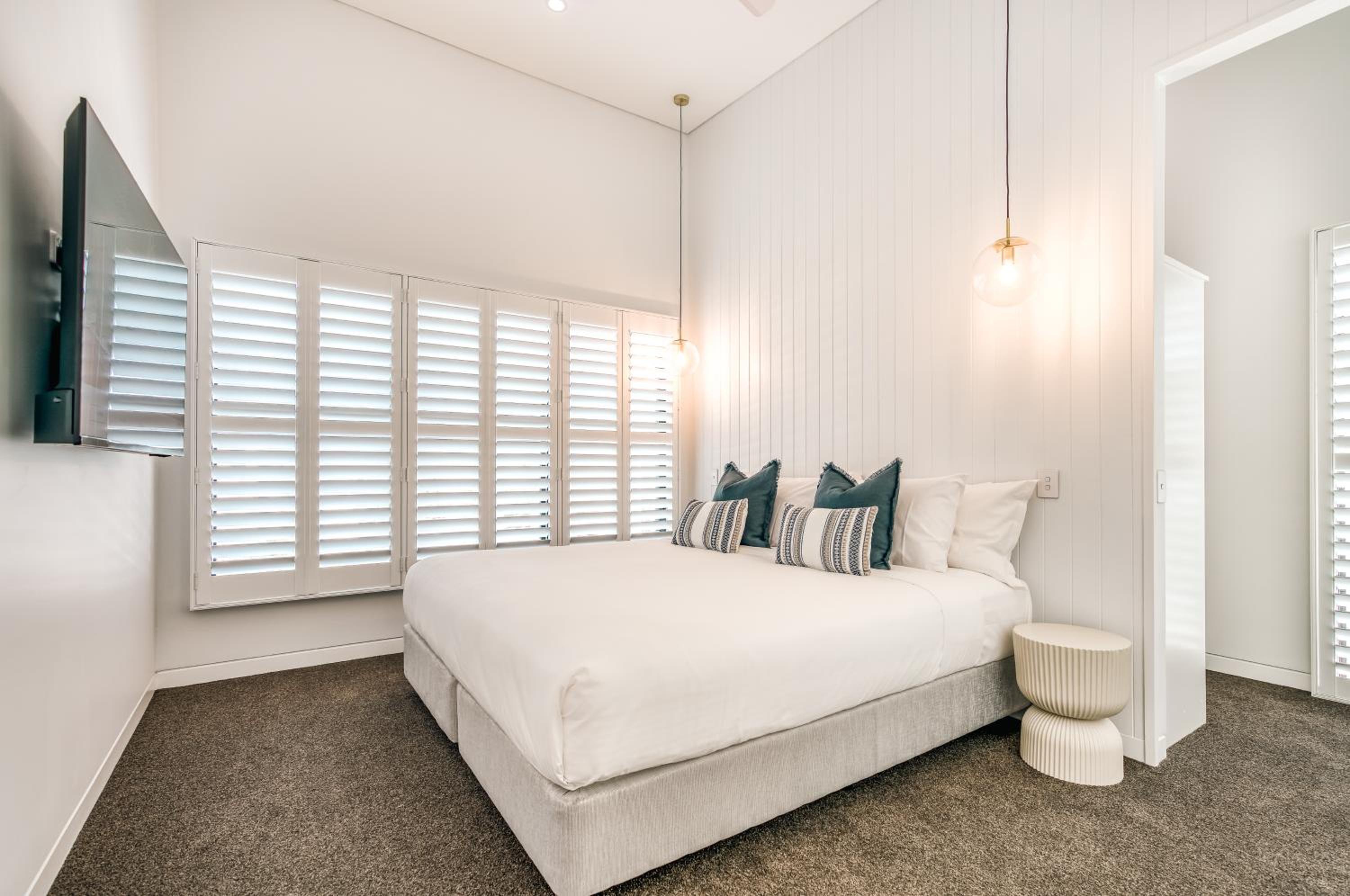 Essence Peregian Beach Resort - Lily 4 Bedroom Luxury Home with Private Pool