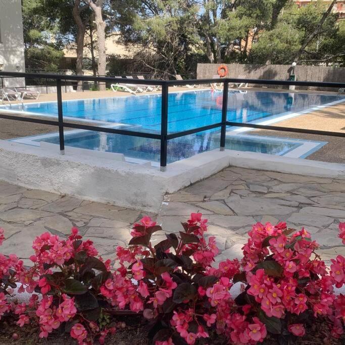 Apartamento sobre el mar