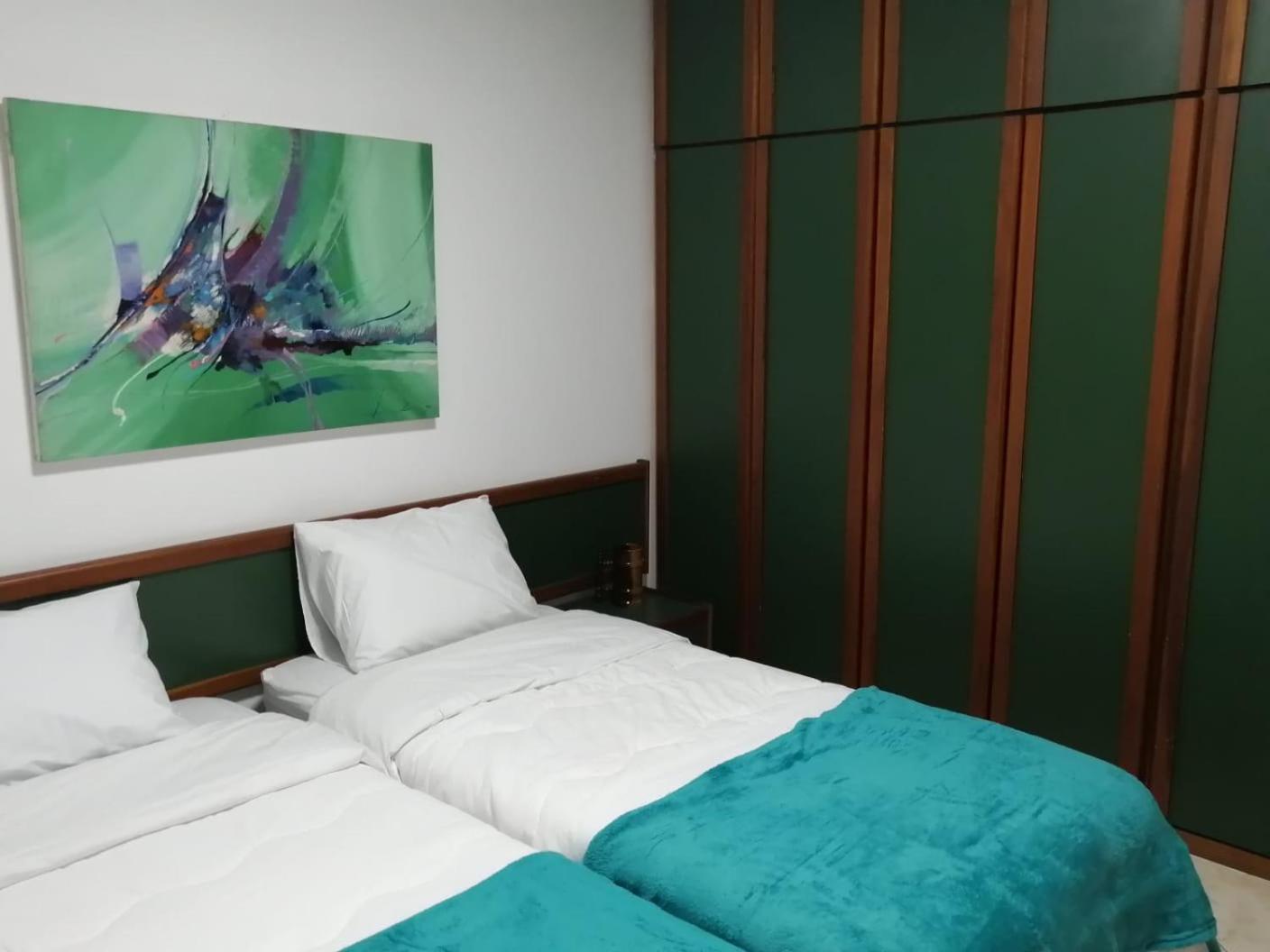 Condomínio Rio Hotel Residencia, Av. Lúcio Costa, 6250 - Barra da Tijuca, Rio de Janeiro
