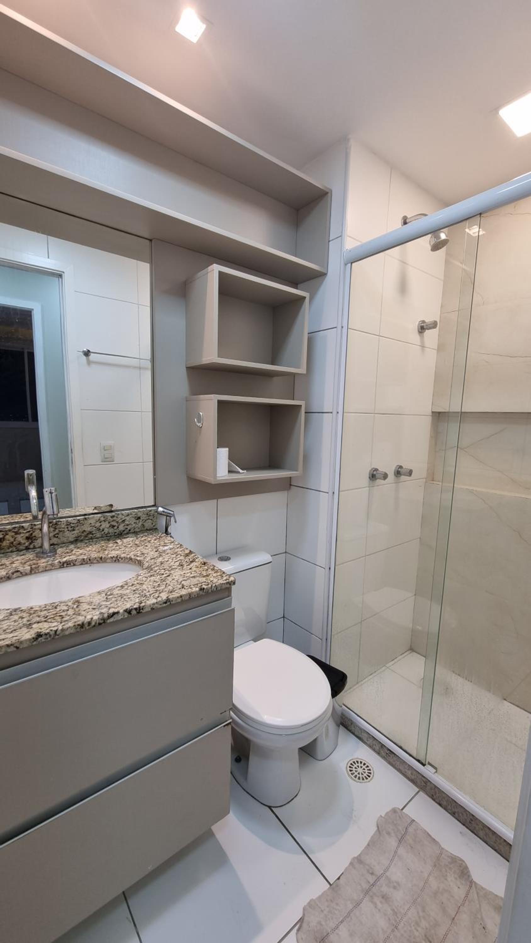 Apartamento novo ao lado do shopping da ilha