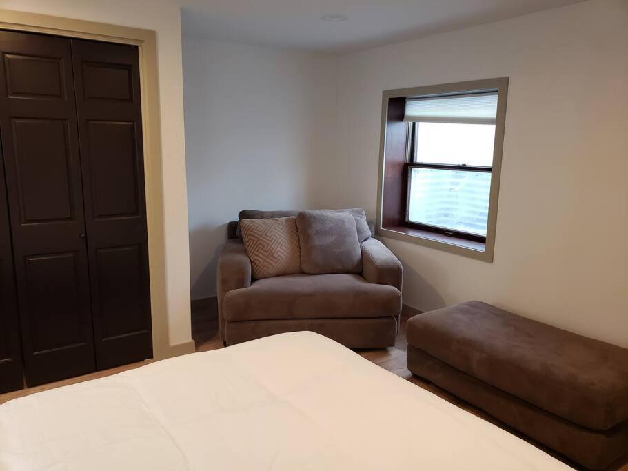 Luxurious Bozeman Villa with River access, near the famous Bozeman Hot Springs